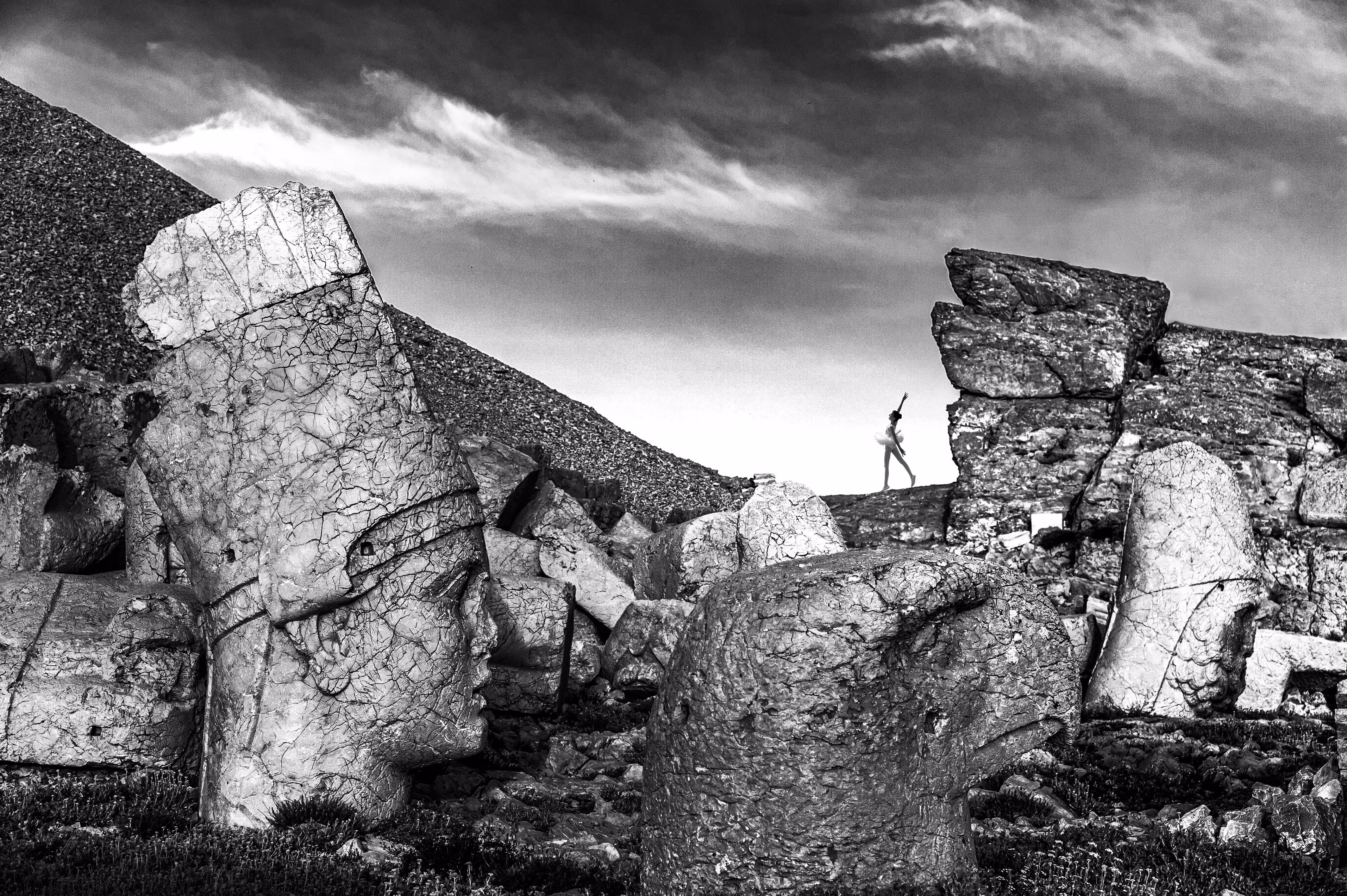 Nemrut and the Dancing Girl