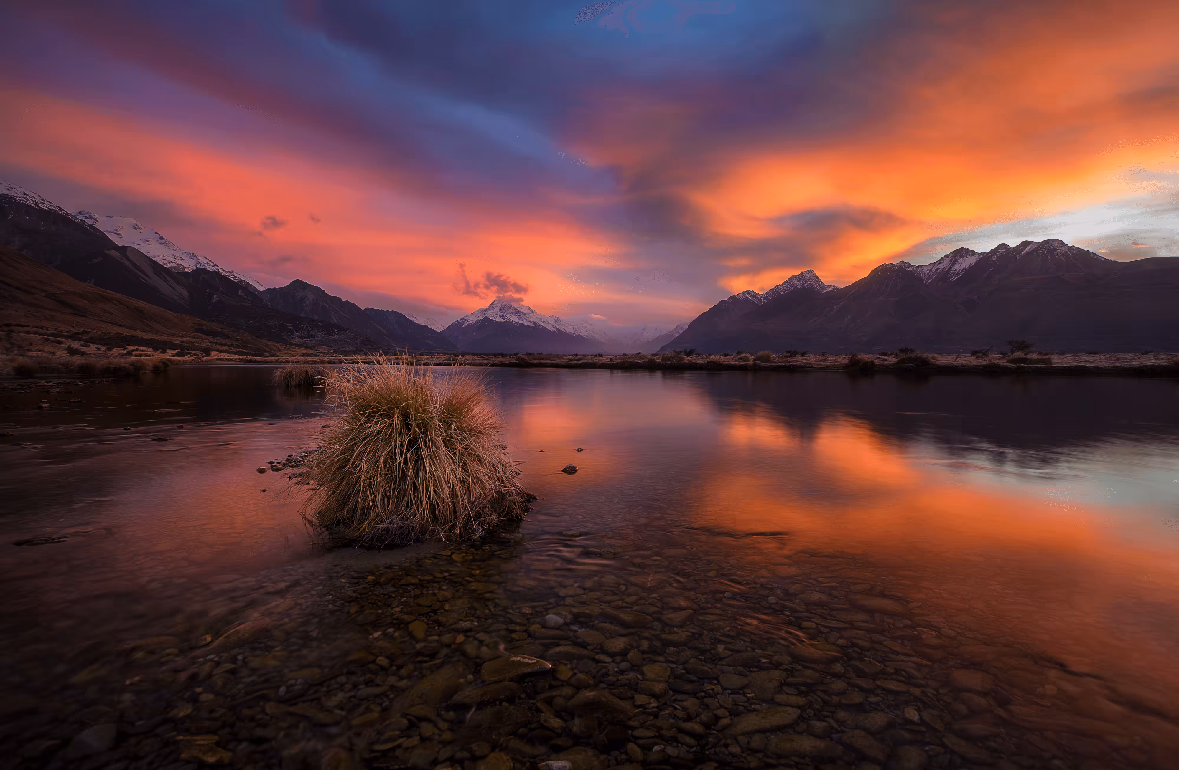PALETTES OF AOTEAROA - THE PLACE OF GREENSTONE #08