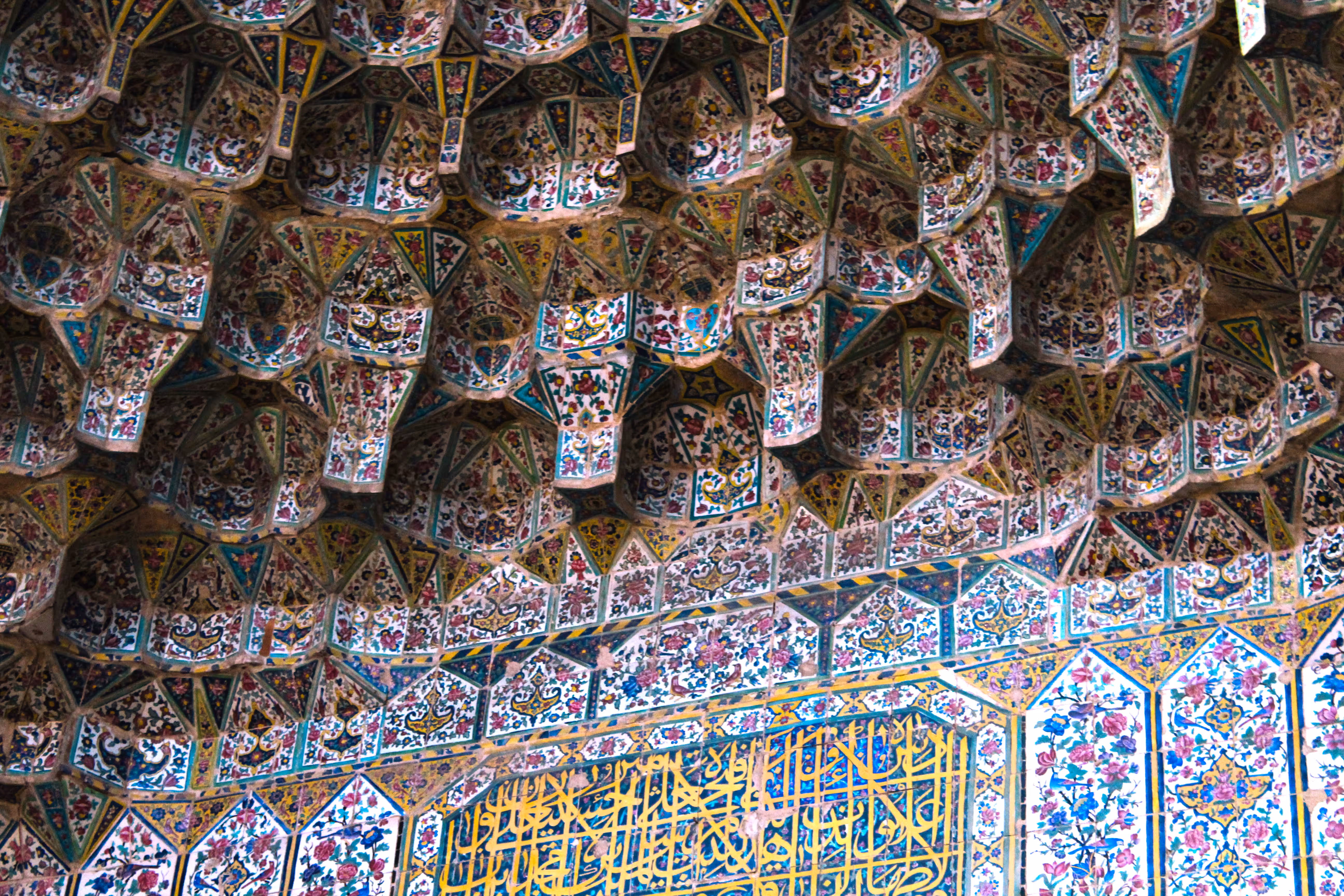 Moqarnas of Goleatan palace