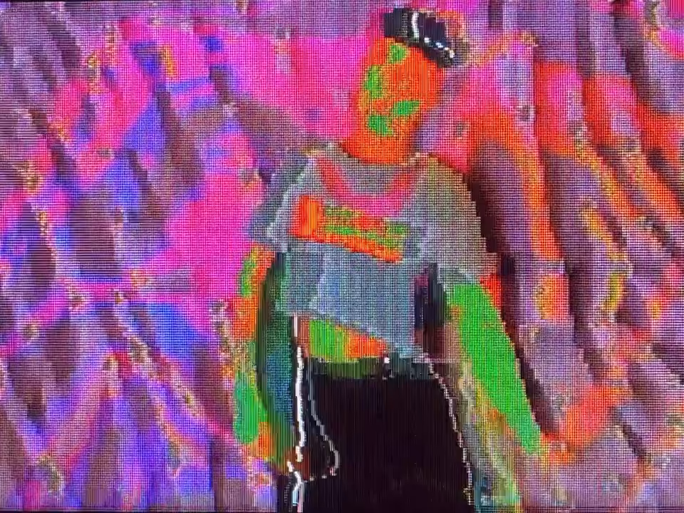 └(＾＾)┐	