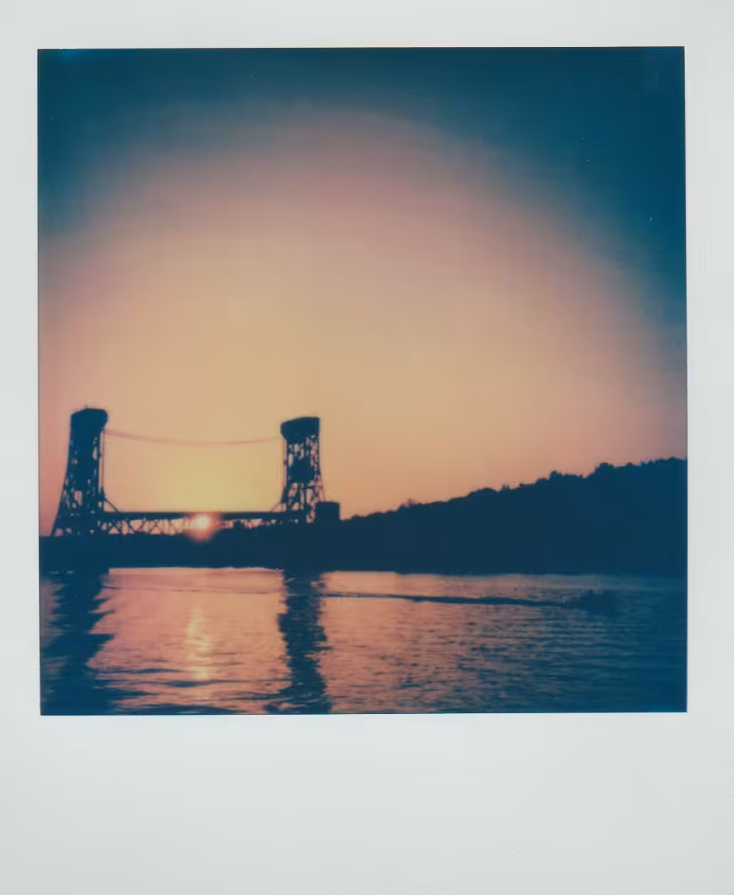 Polaroid 008