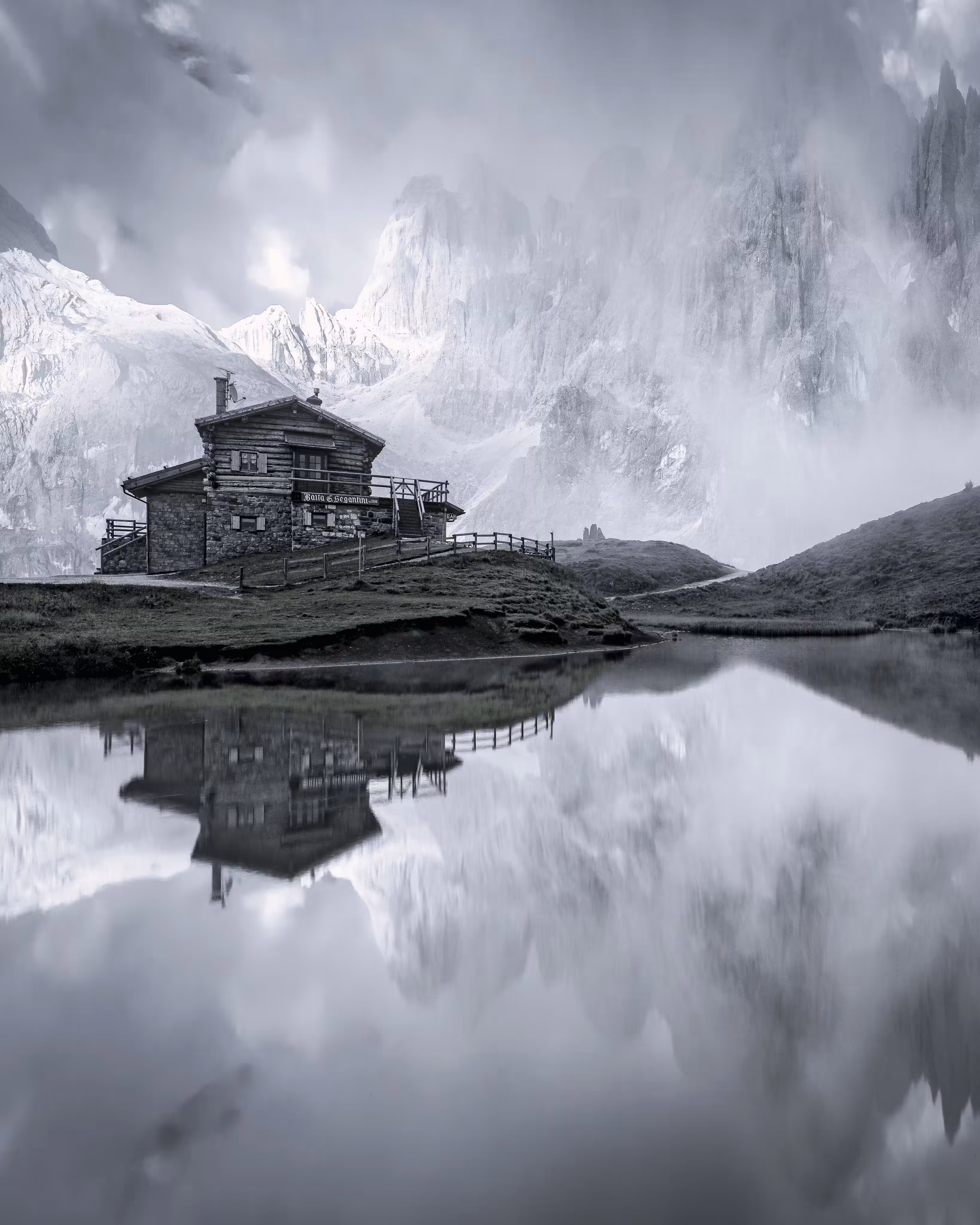 Quiet Noise #8 - Foggy Lake