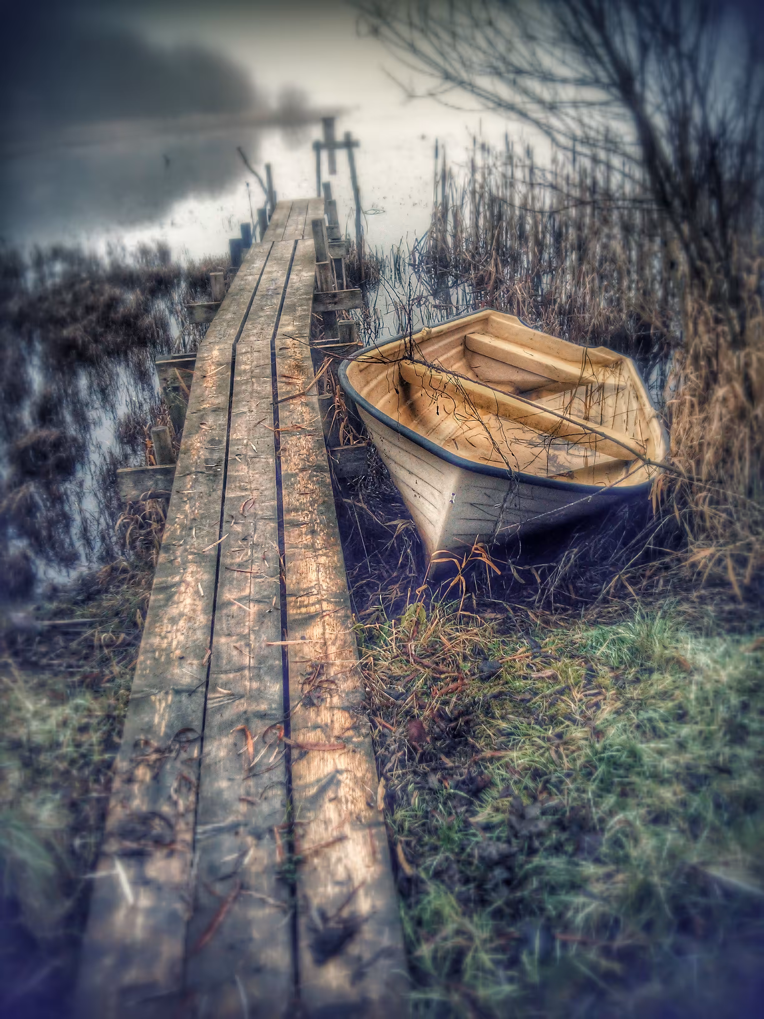 Jetty & Old Boat