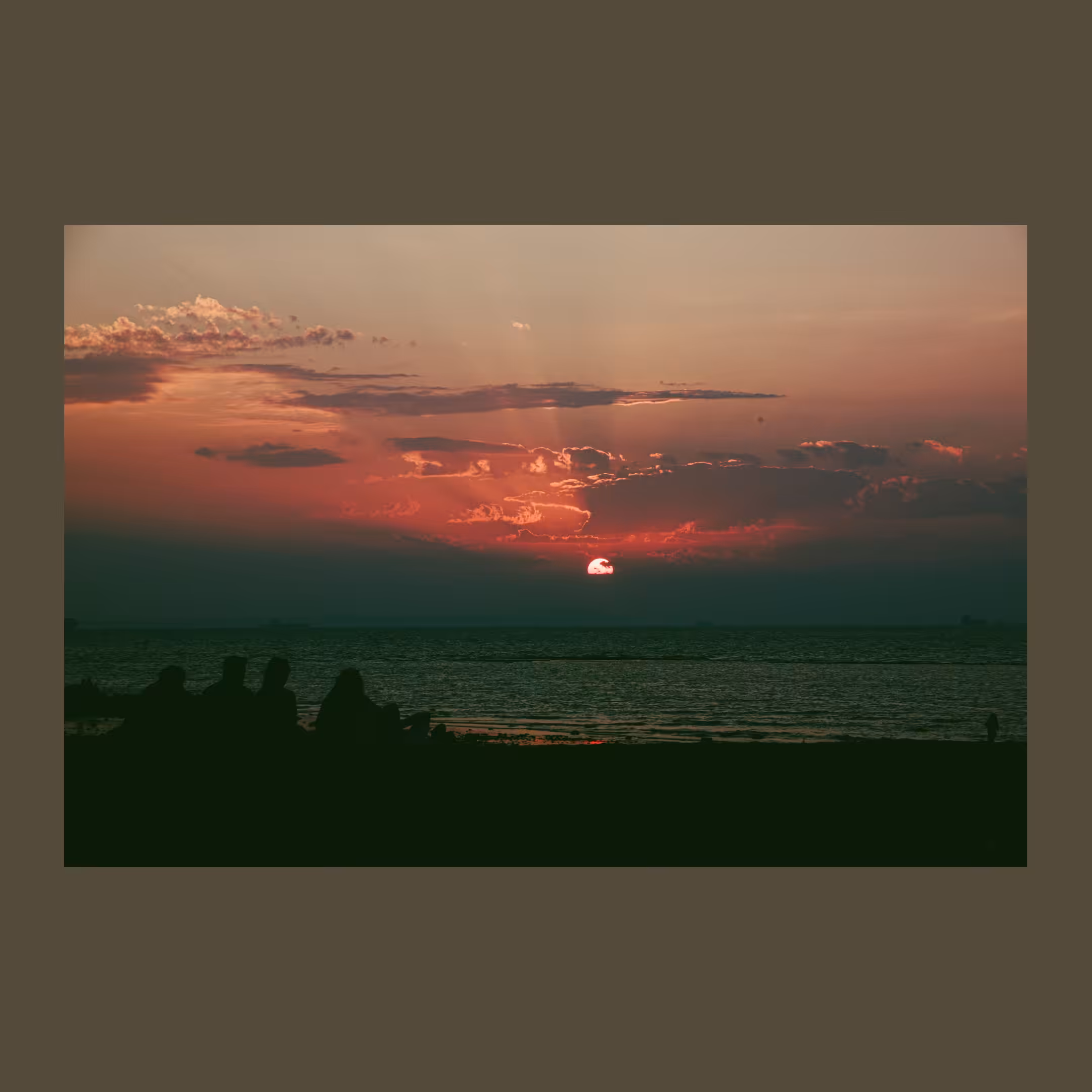 The Happy Valley: Sunset therapy