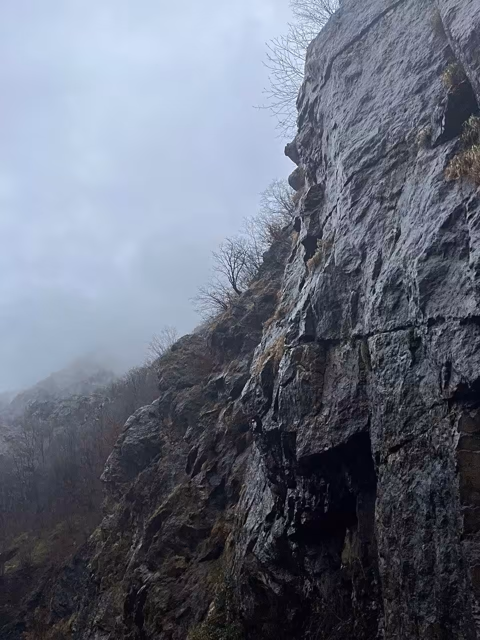 The Happy Valley: The impassable mountain