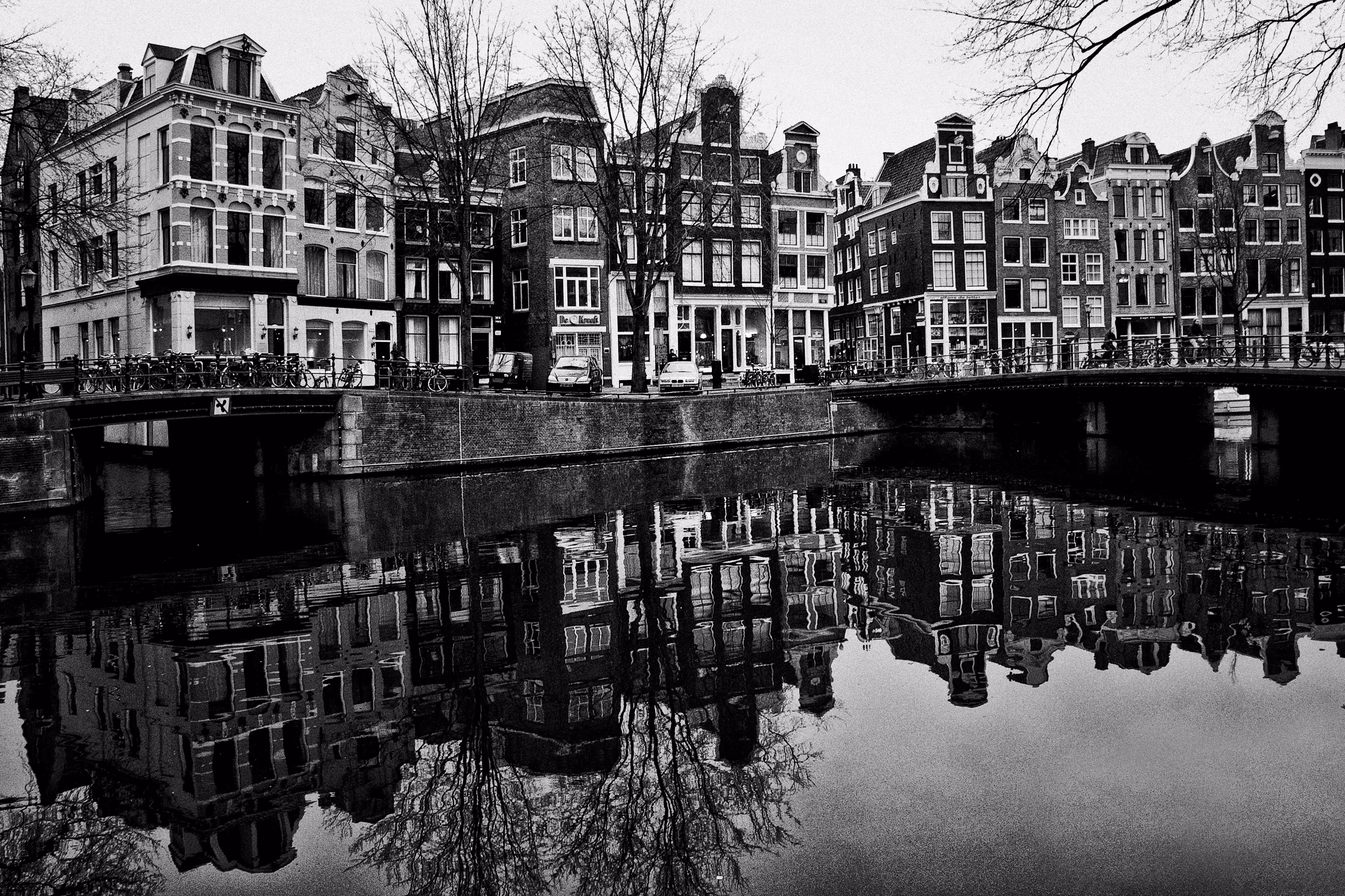 Reflection City