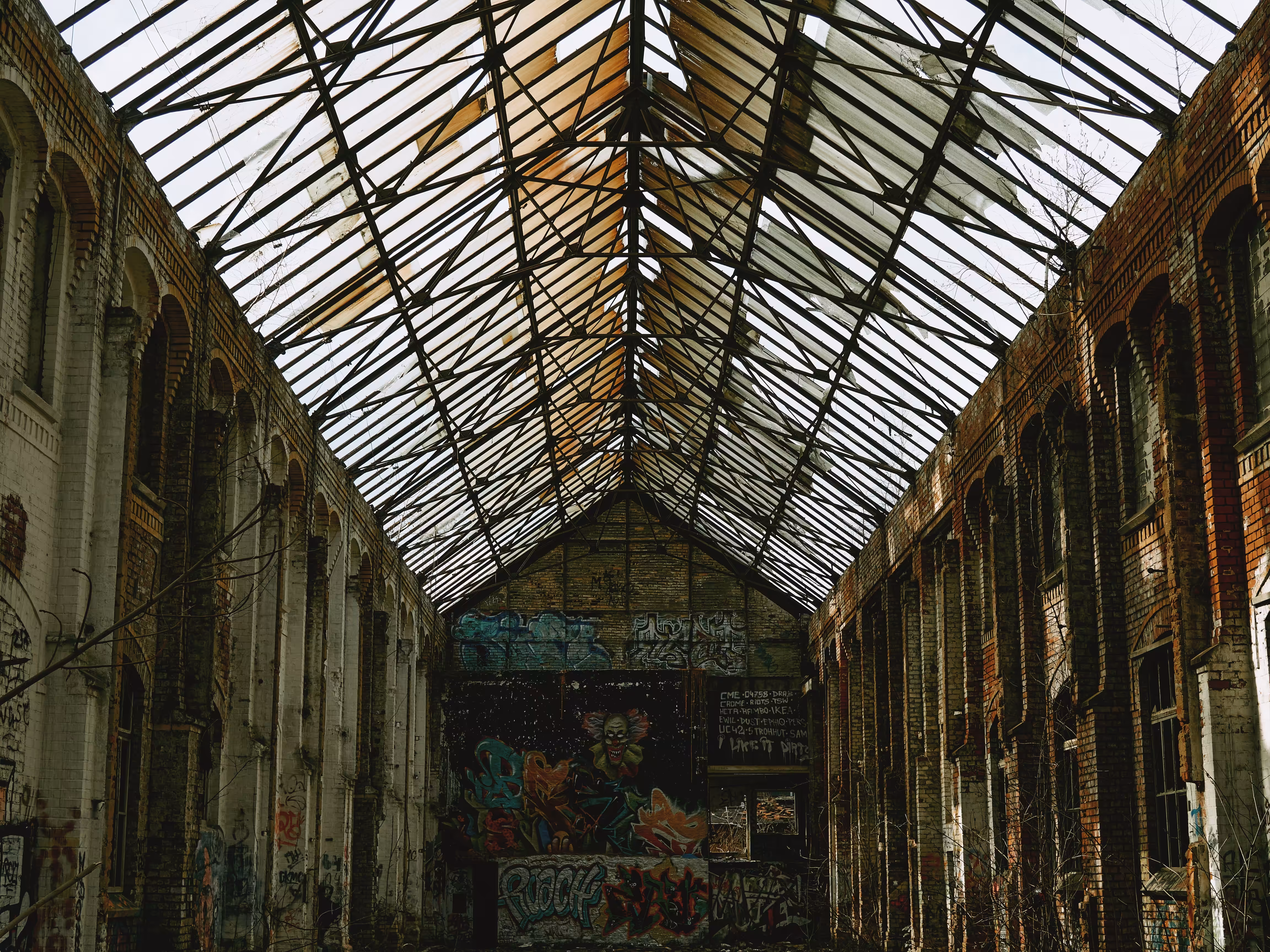 The hall of broken glass