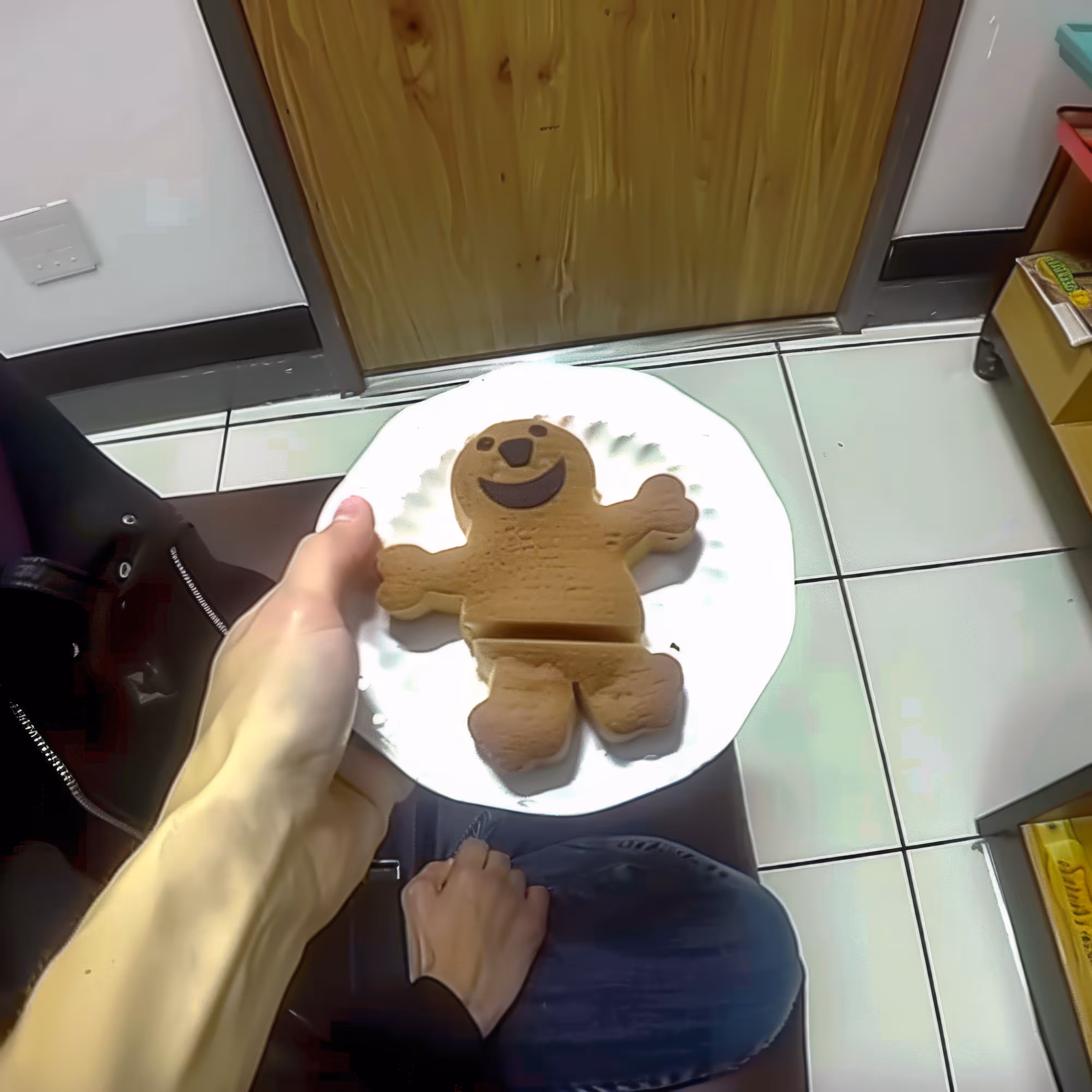 BAD JPEGs: Gingerbread-Eunuch