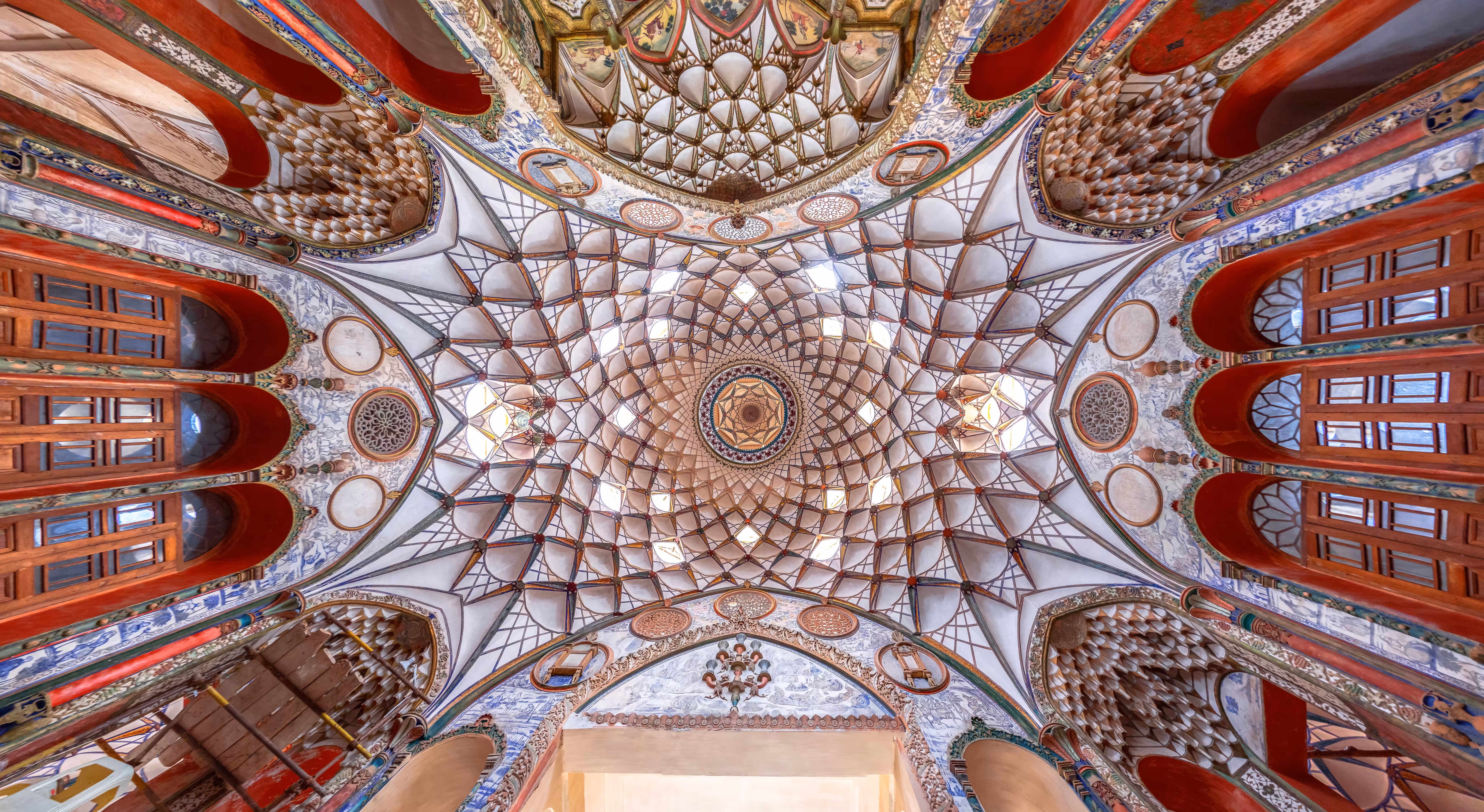 The ceiling of Borujerdi House