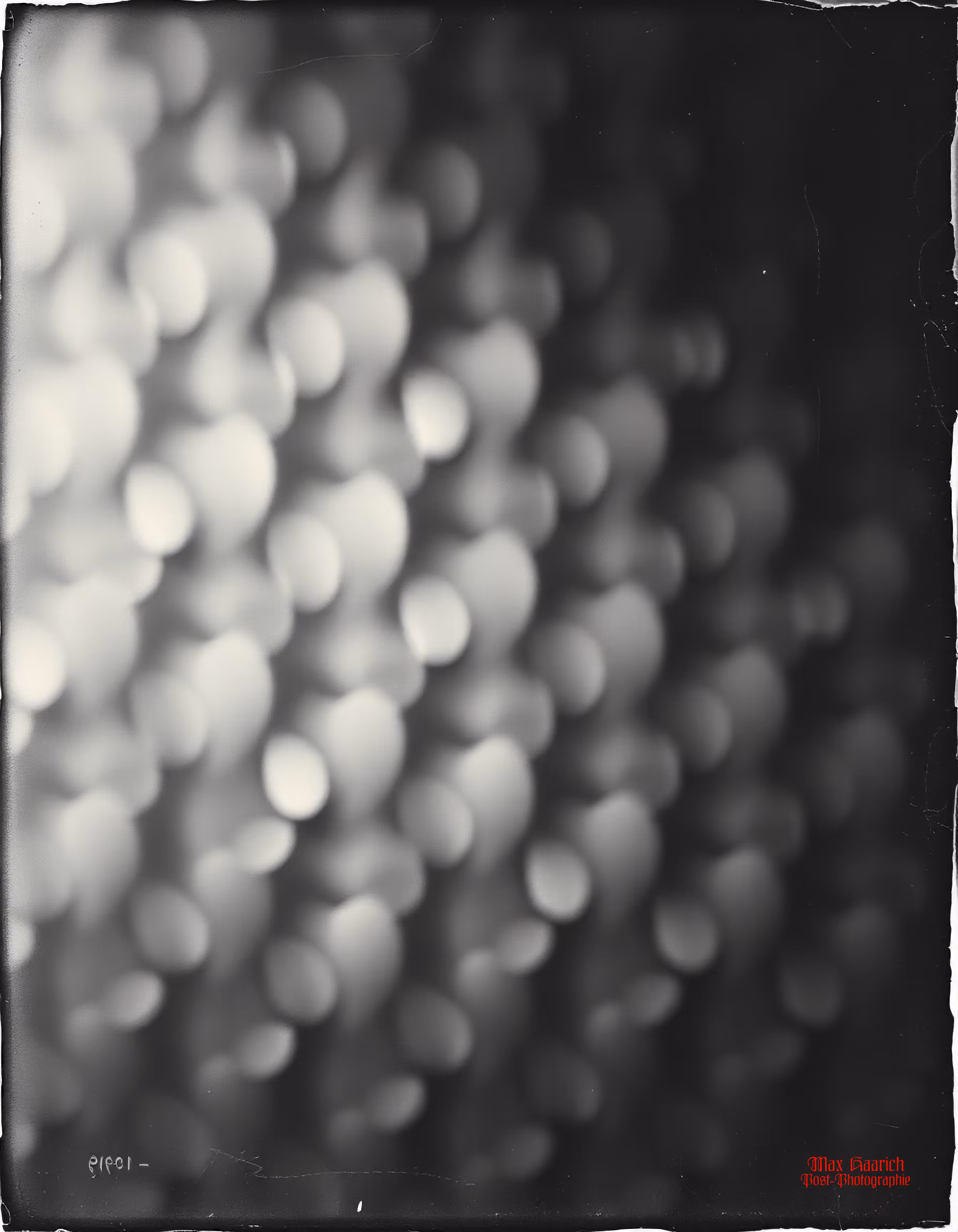 Paradox Post-Photography 329