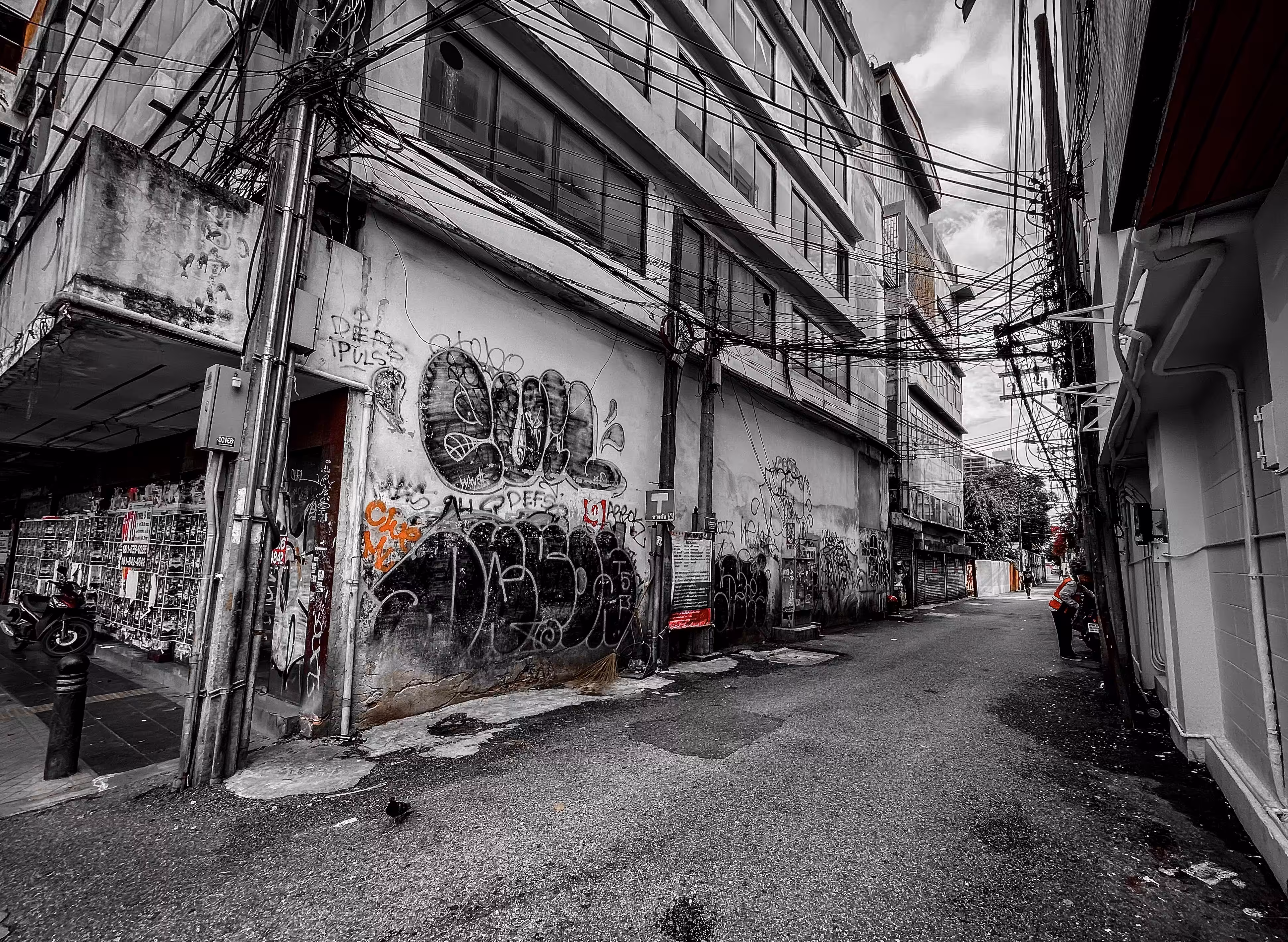 Streets of Bangkok - Focus 