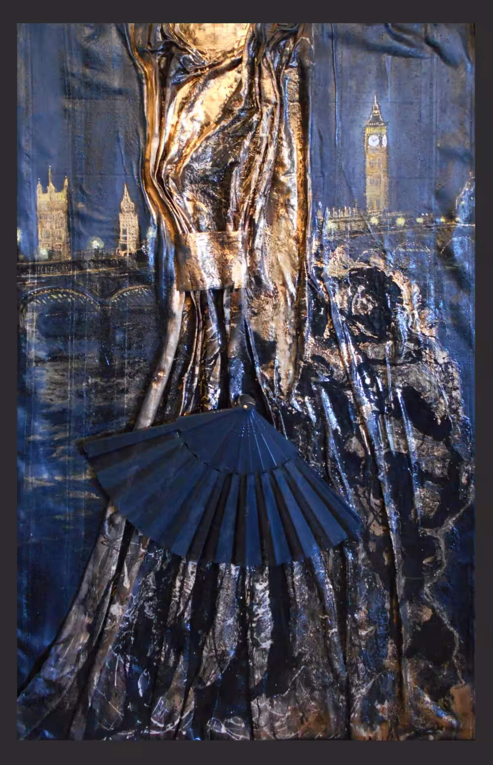 Figurative: Lady in black and gold