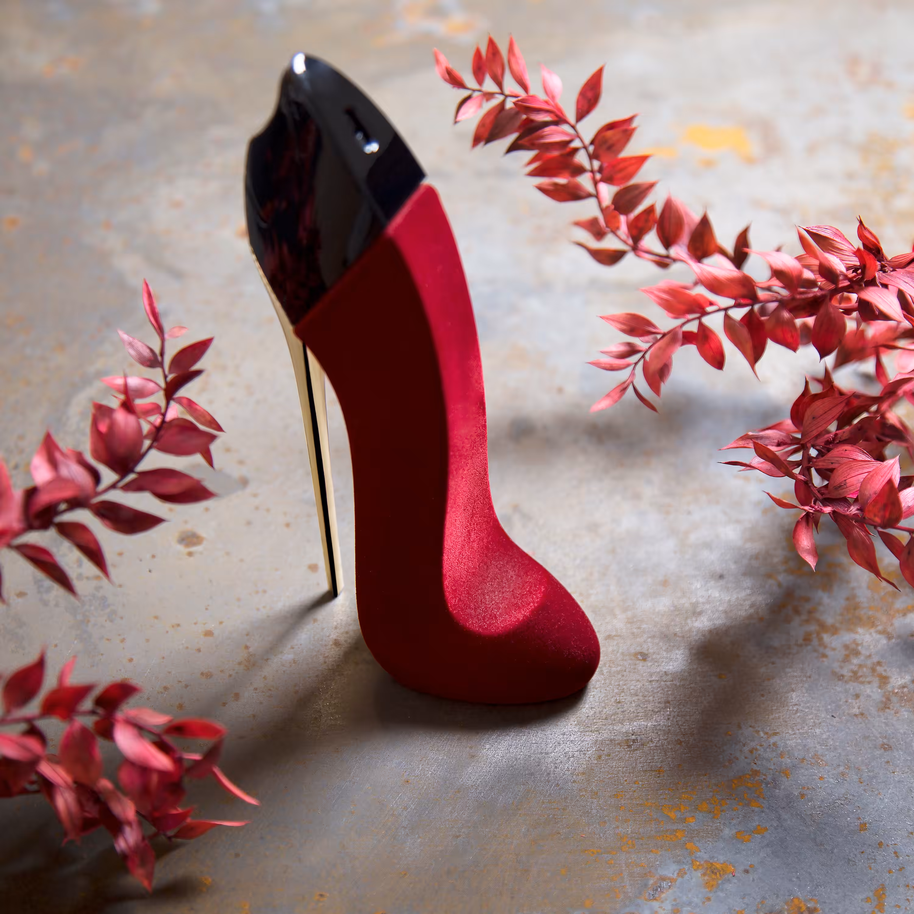 Velvet décolleté