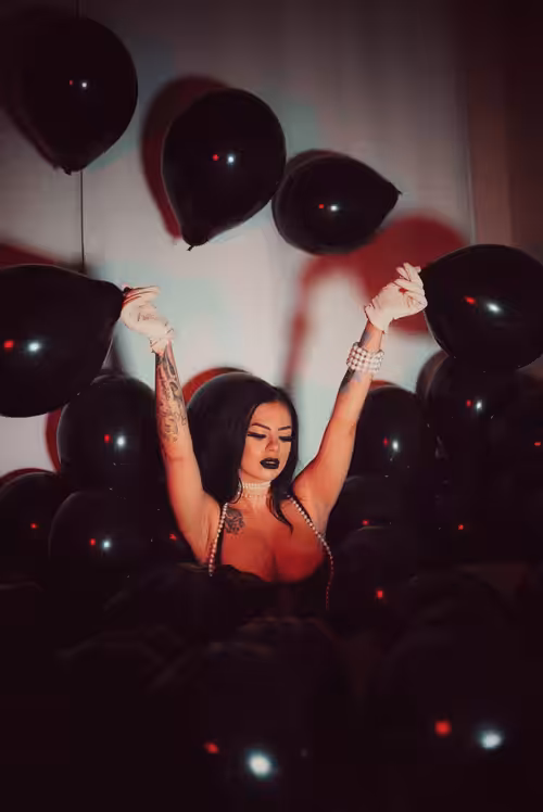 Balloon house 