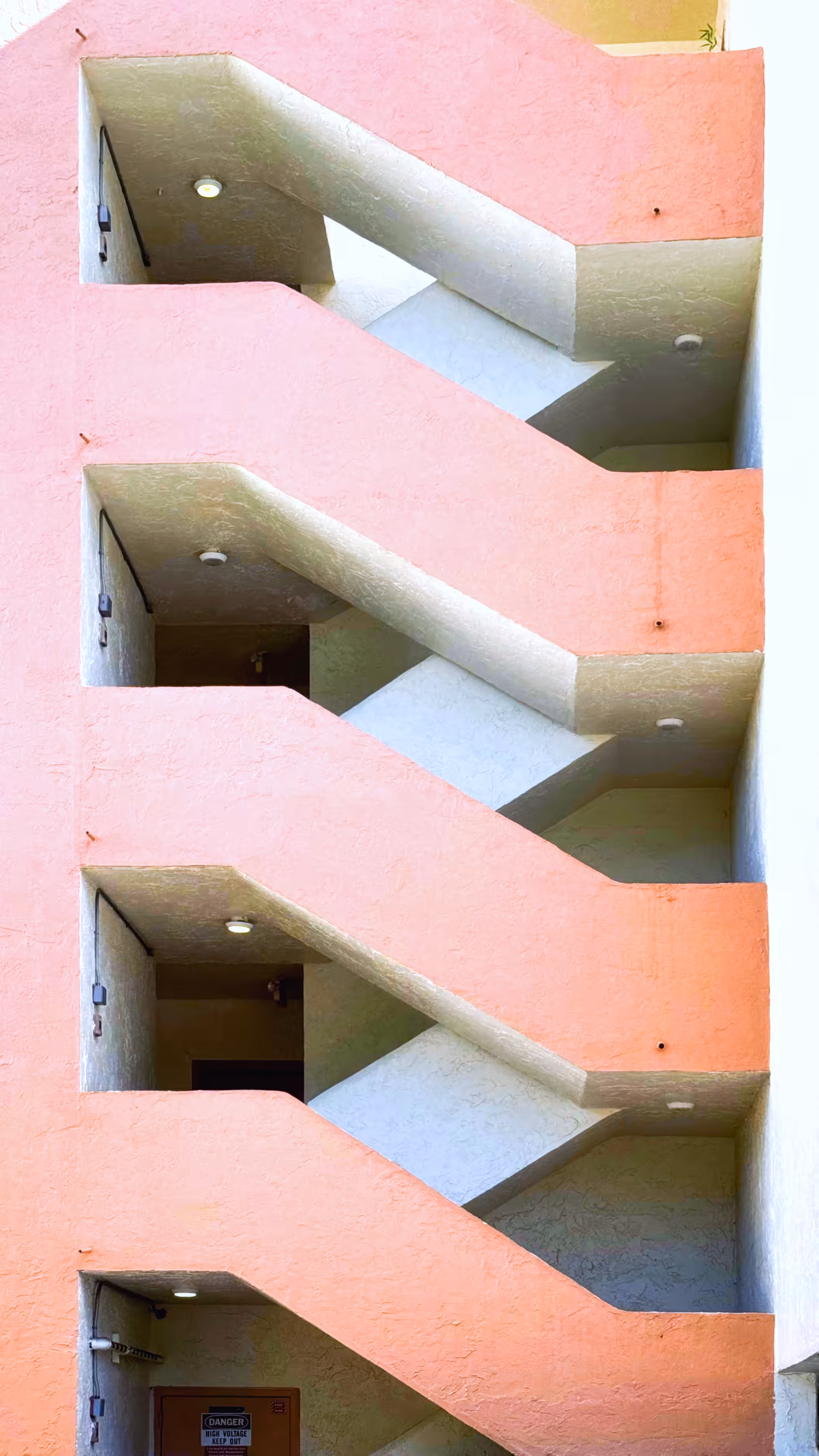 Rodeo posts: Miami angles IV
