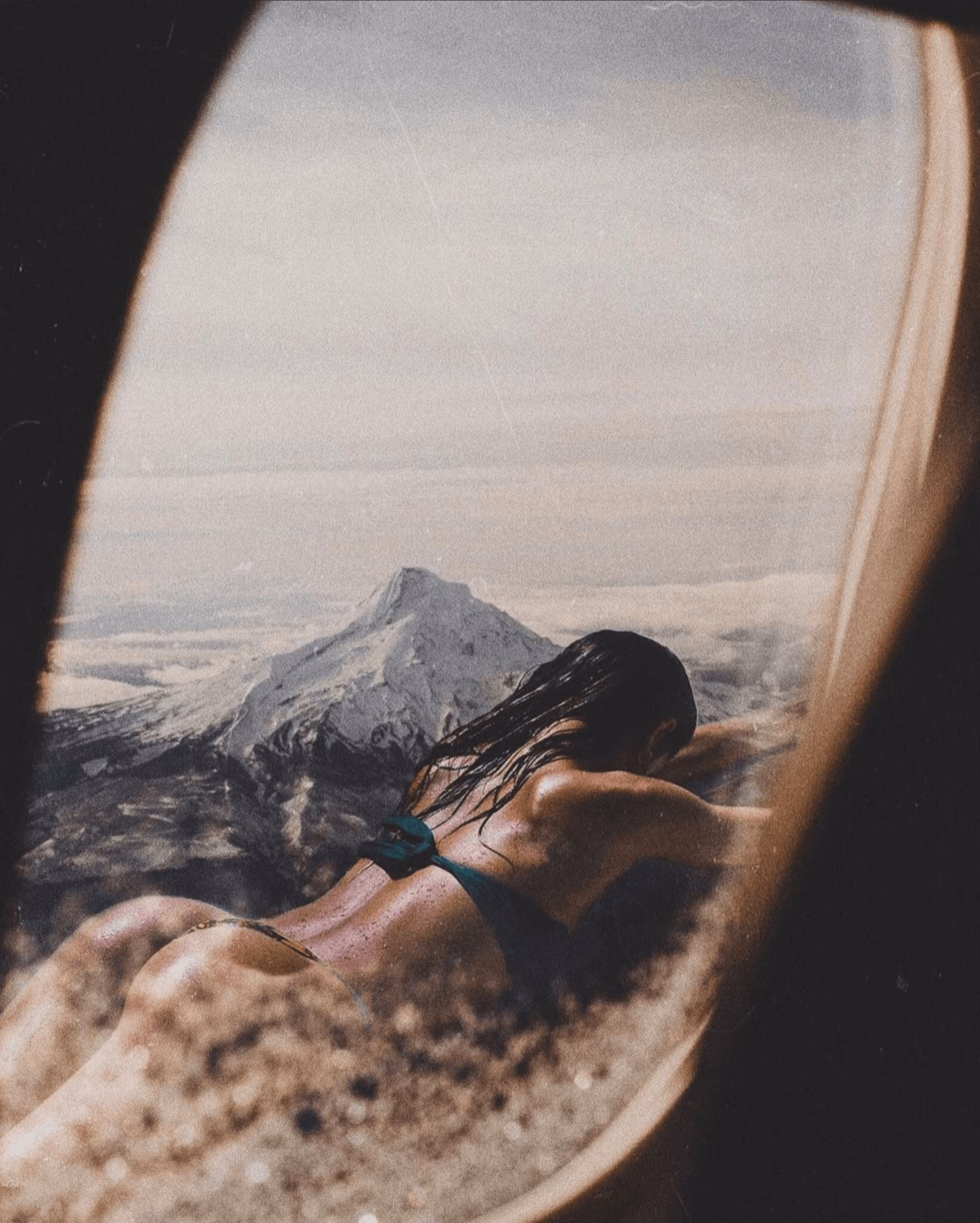 Window Seat 