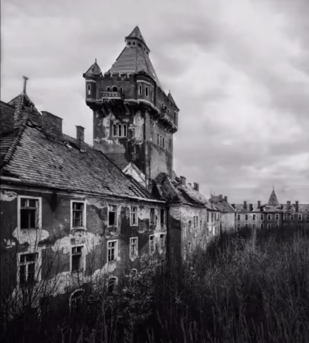 Stormy Fortress