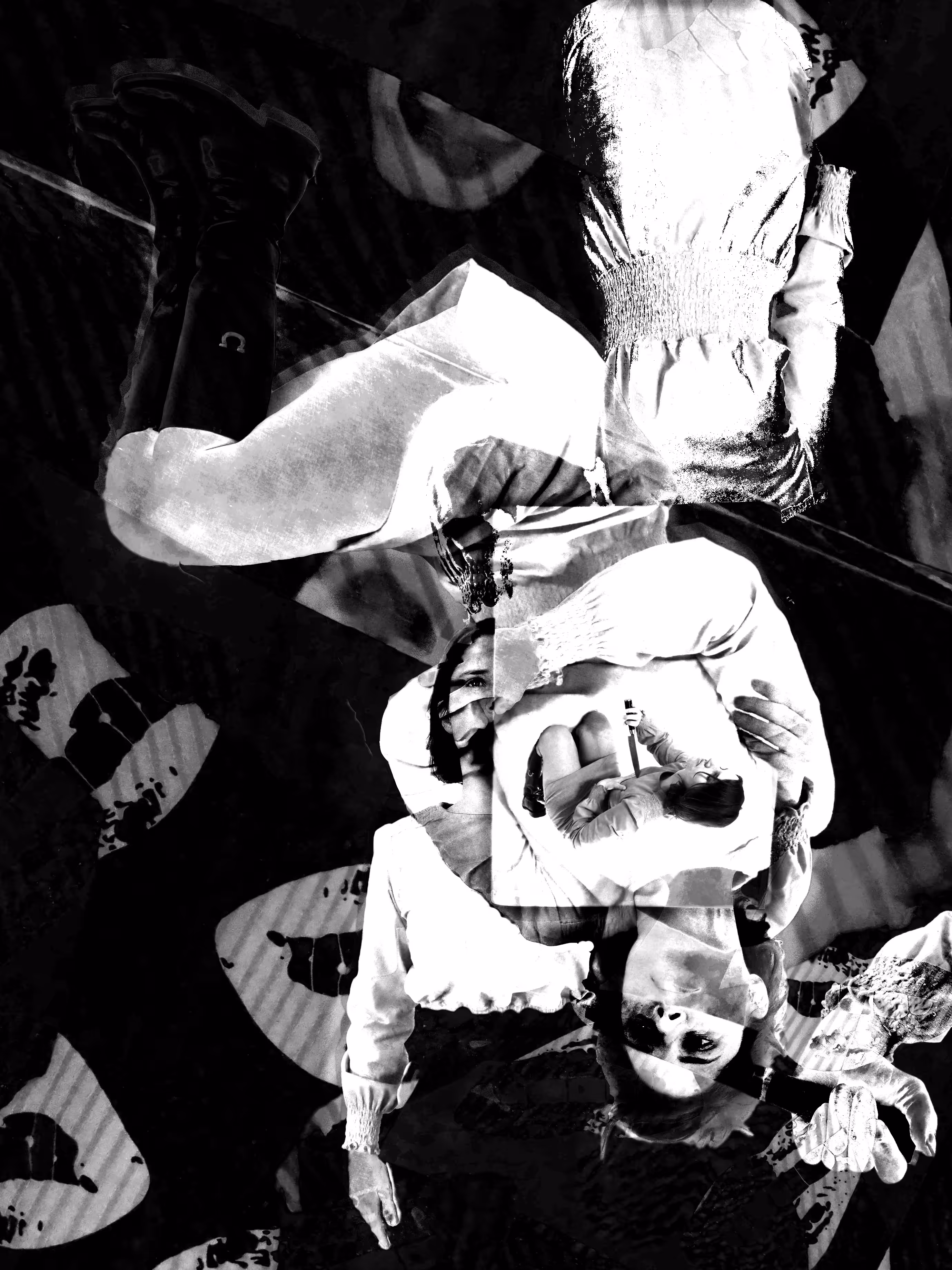 Romina Black & White Scar