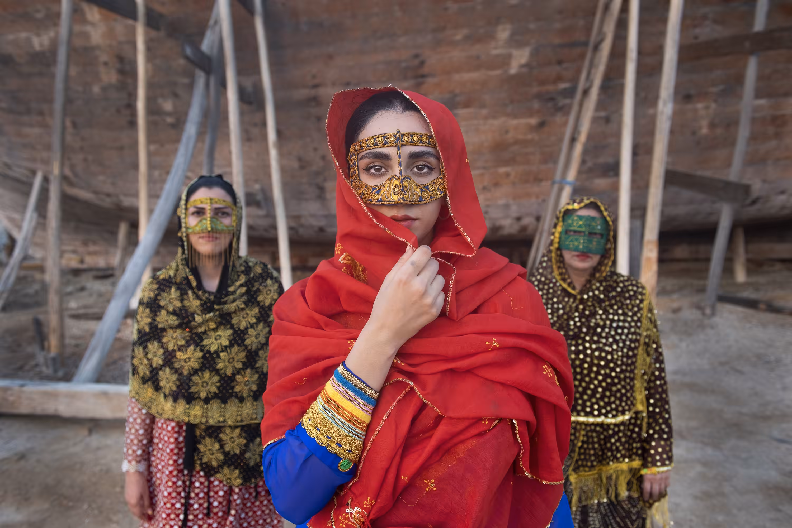 Southern Colors: Women of Hormozgan