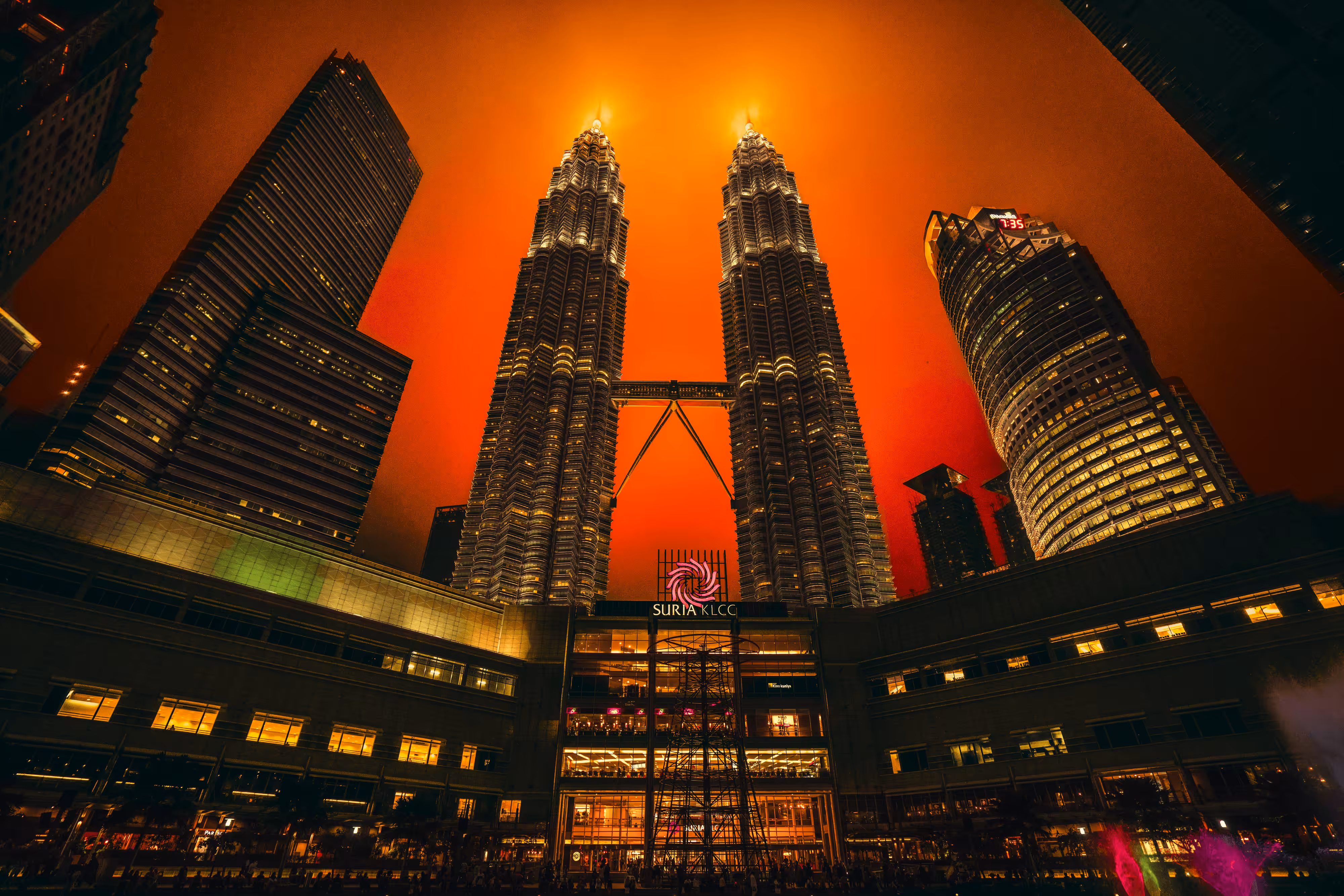 Orange - Ignite the Night #47