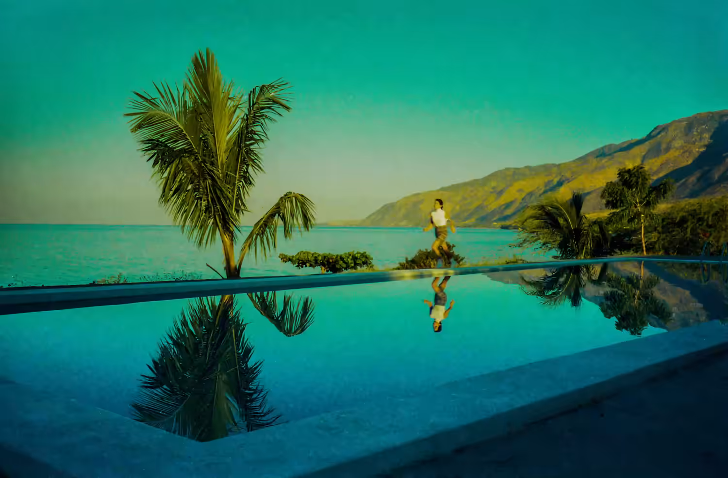 Undulating Reflections of Youthful Joy