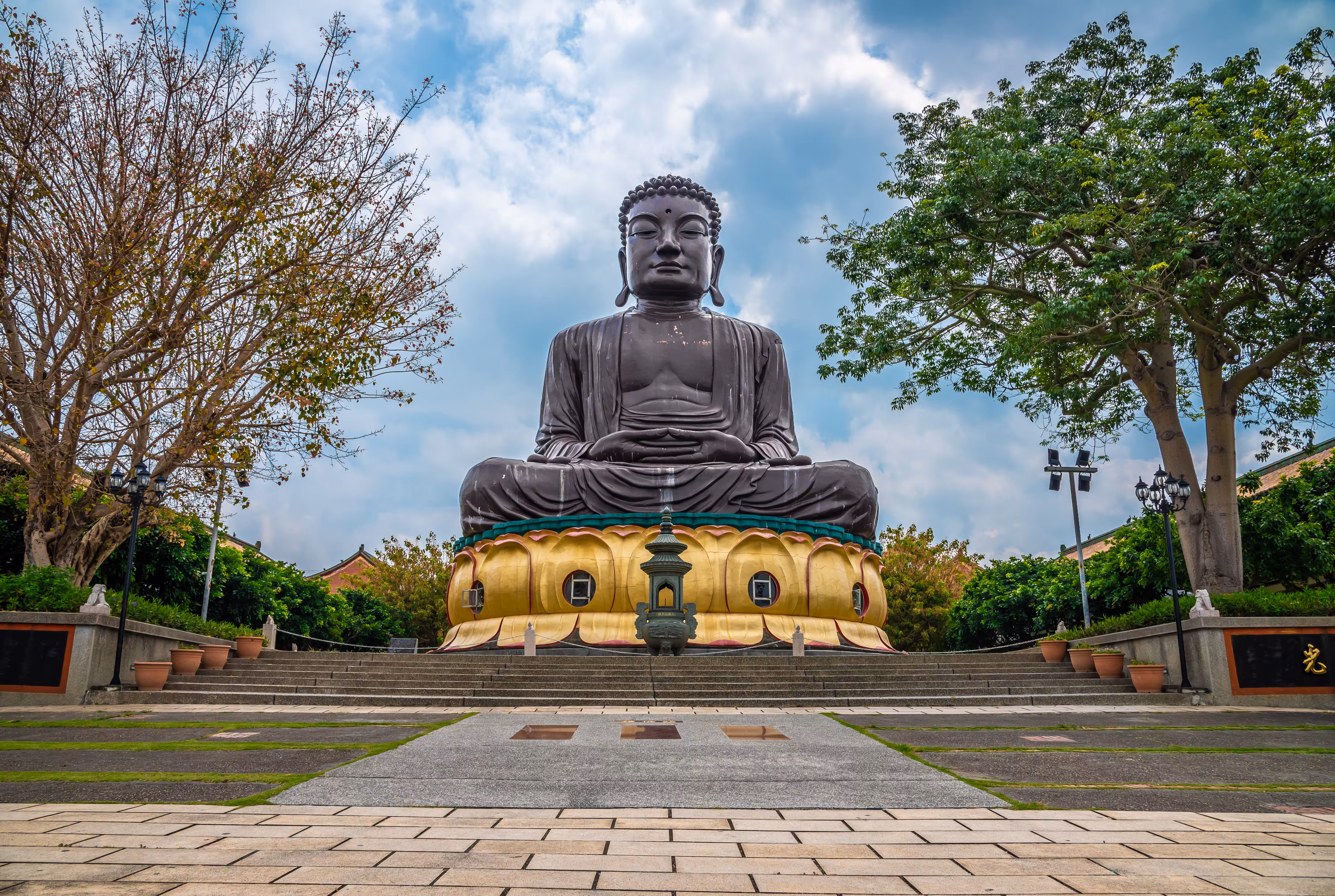 Baguashan Buddha