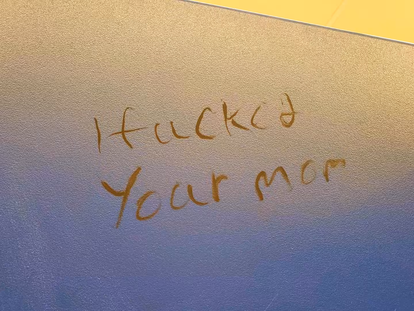 #005 I fuCKed Your Mom