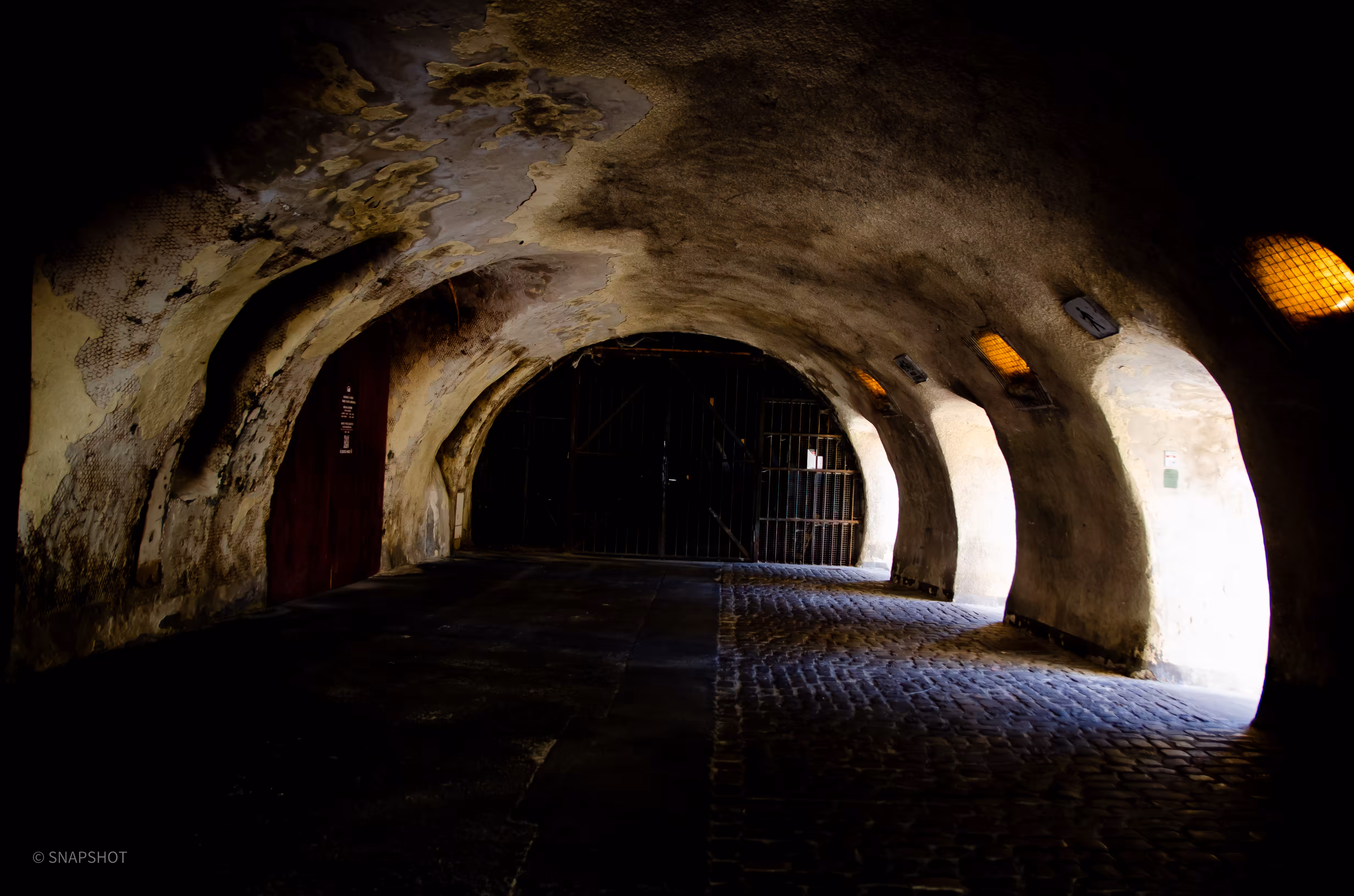 Tunnel