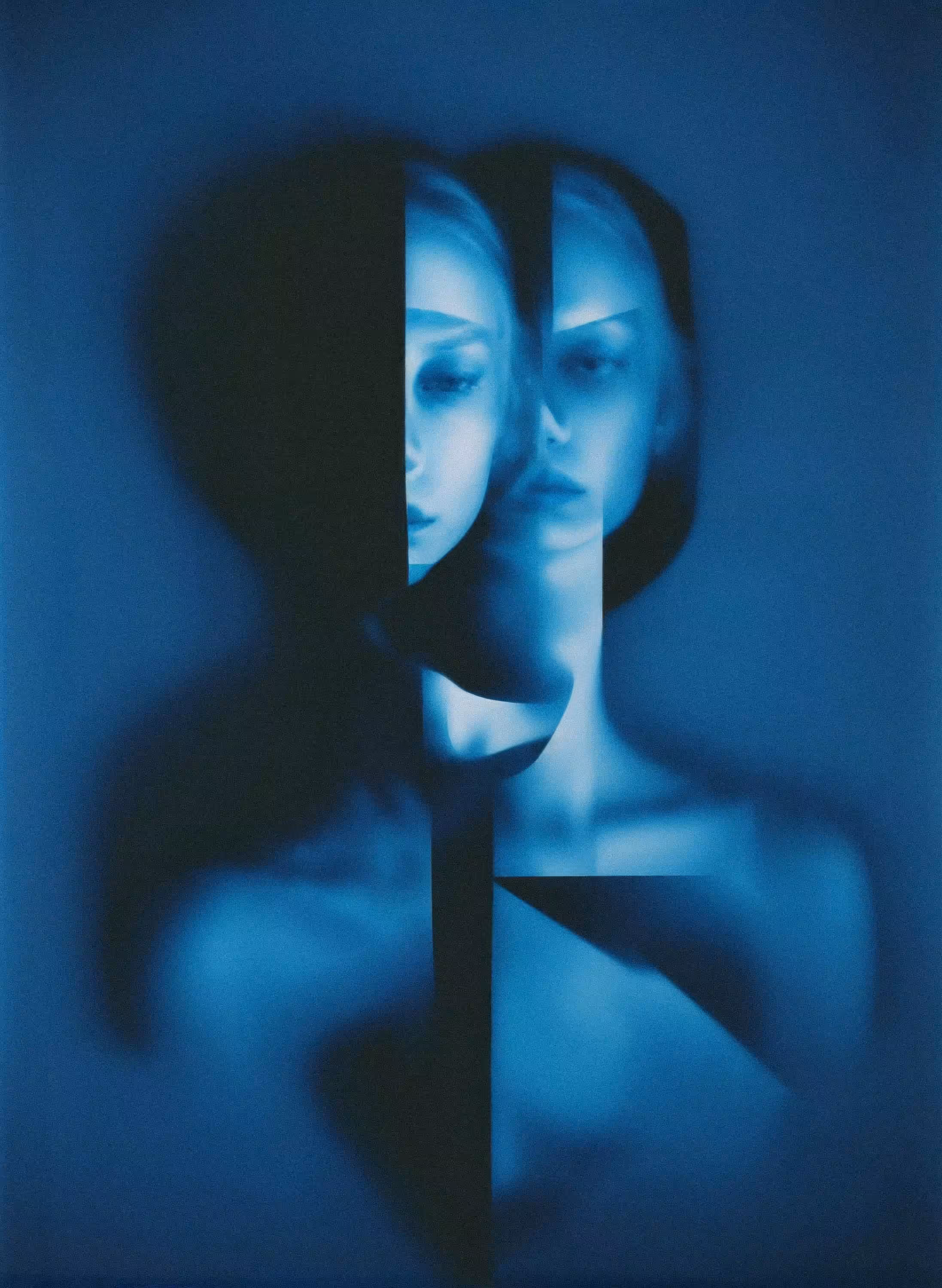 Ivona Tau - HLLW HEARTS