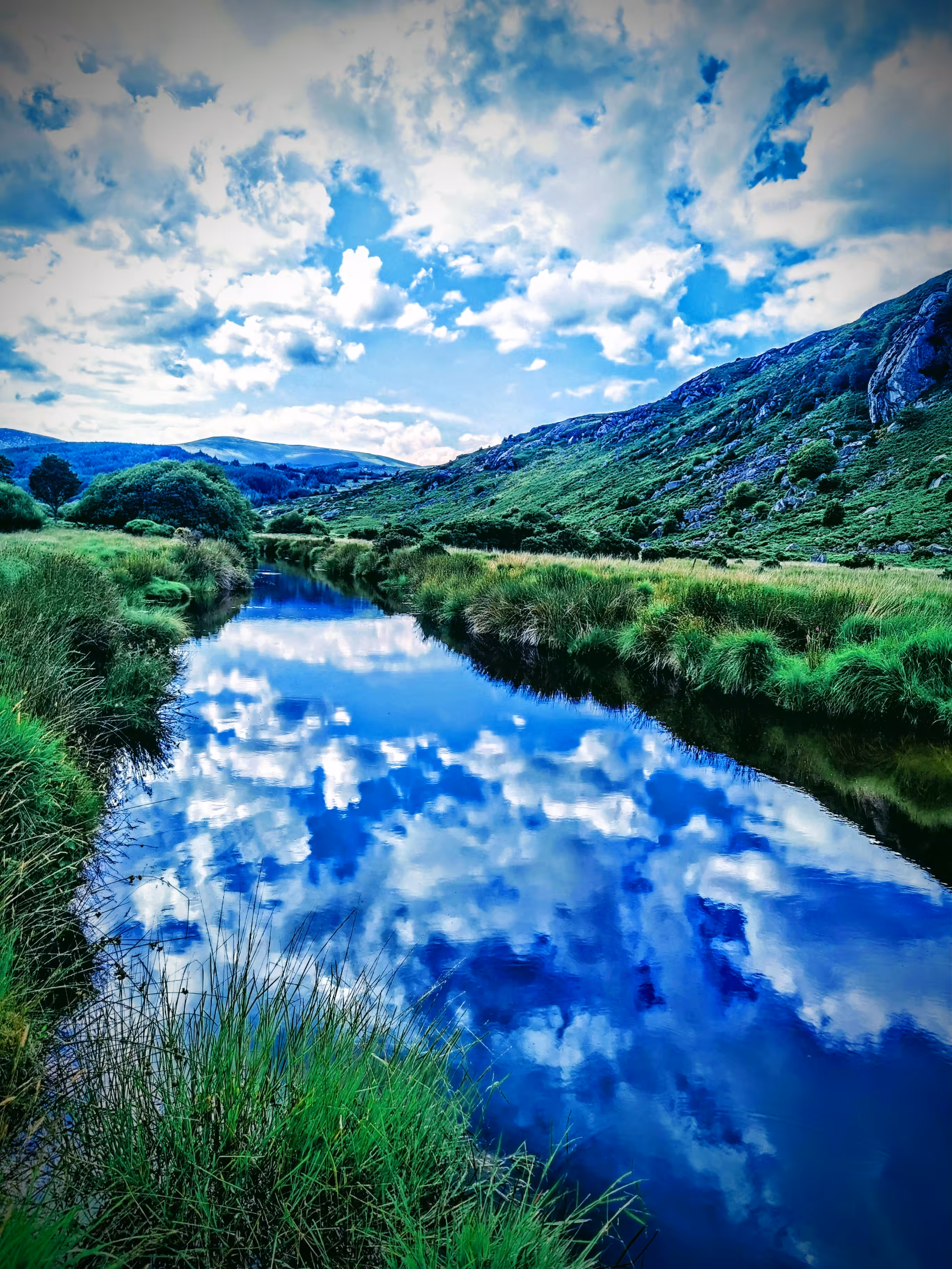 Nature's Canvas: Cloudy River Inchavore