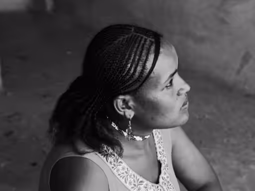 STRONG HAIR : 068 : ፷፰  