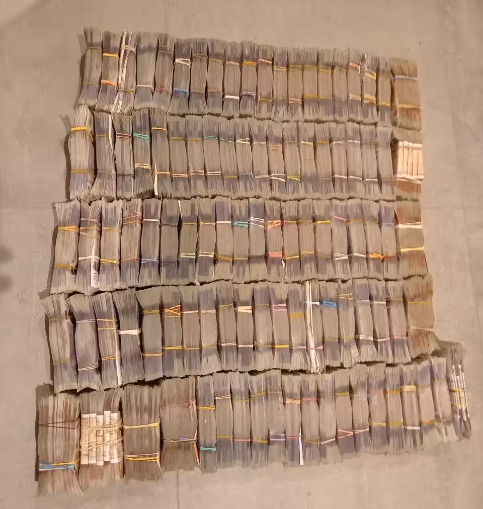LUCKY 500k POUNDS
