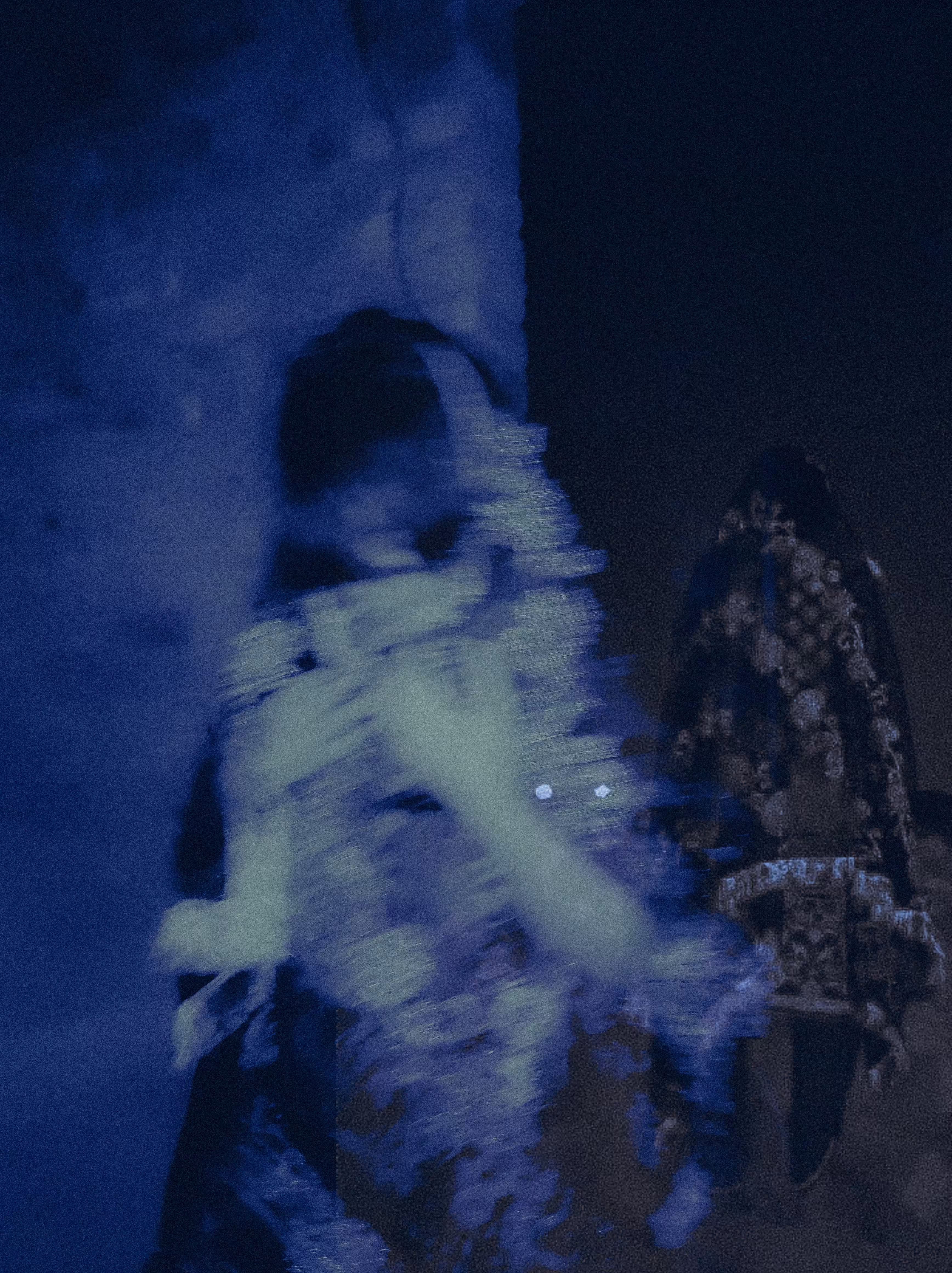 Haunting Lovers