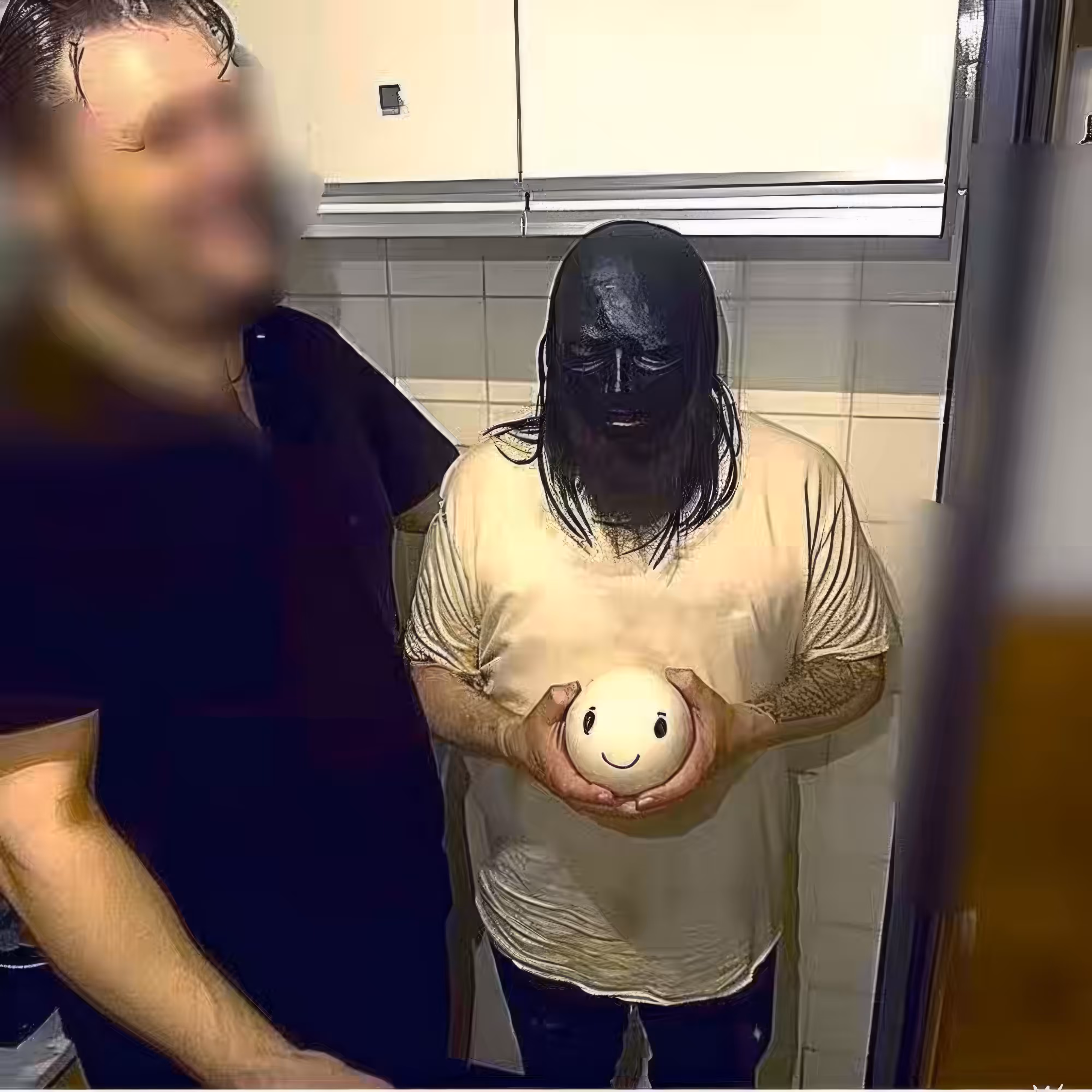 BAD JPEGs: Happy-Ball-Man