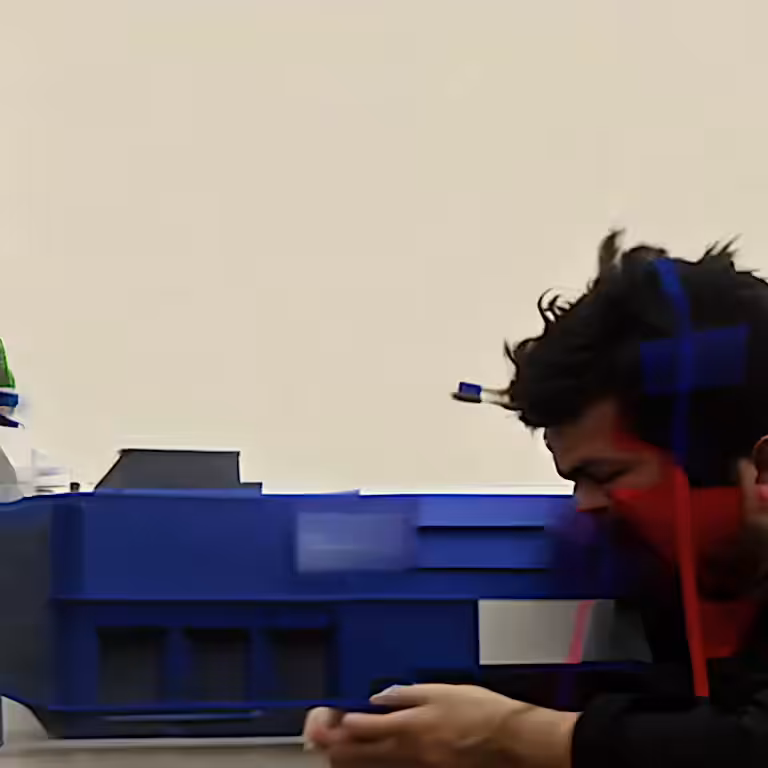 2 blue balloons 