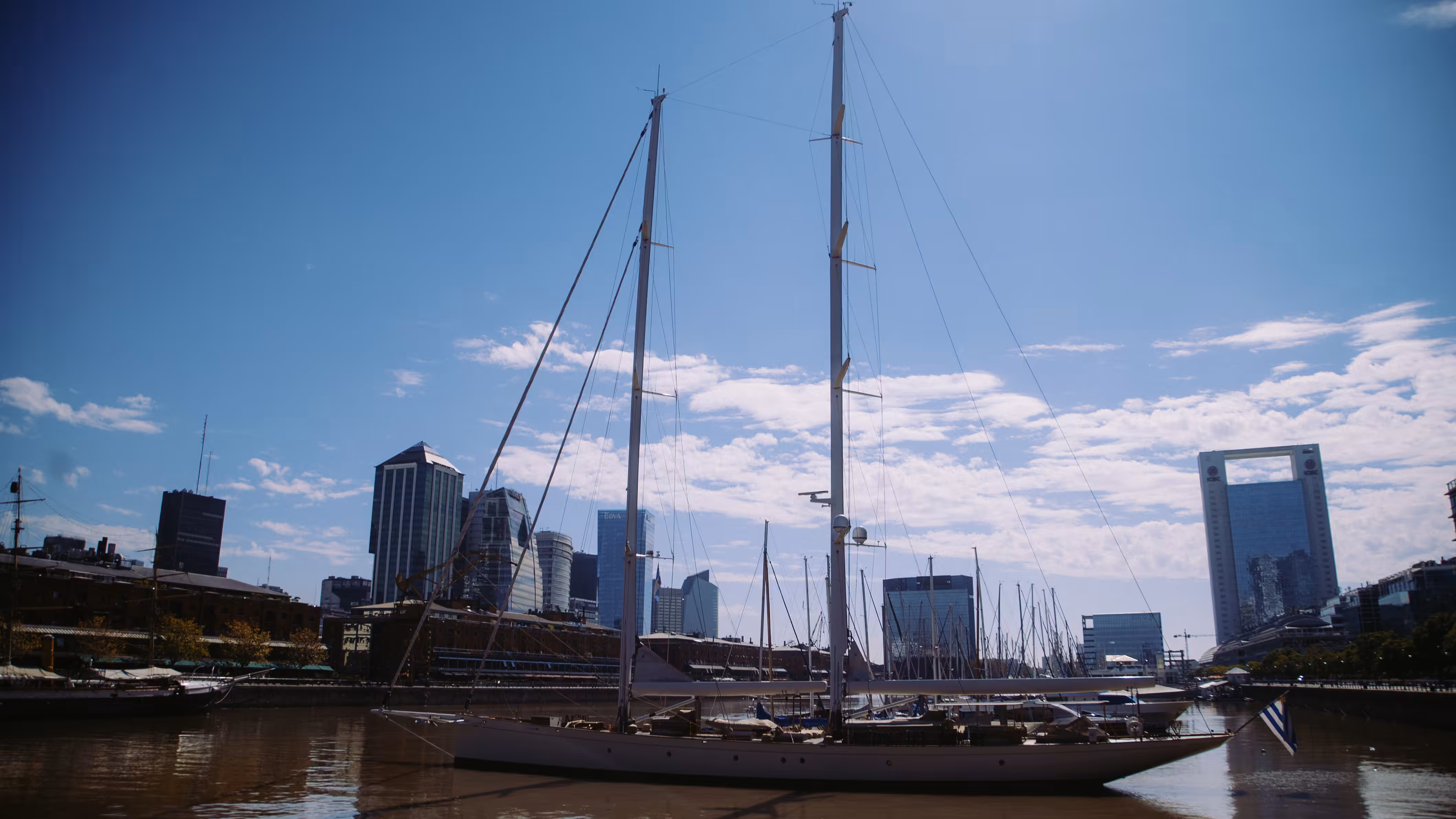 Puerto Madero Scene