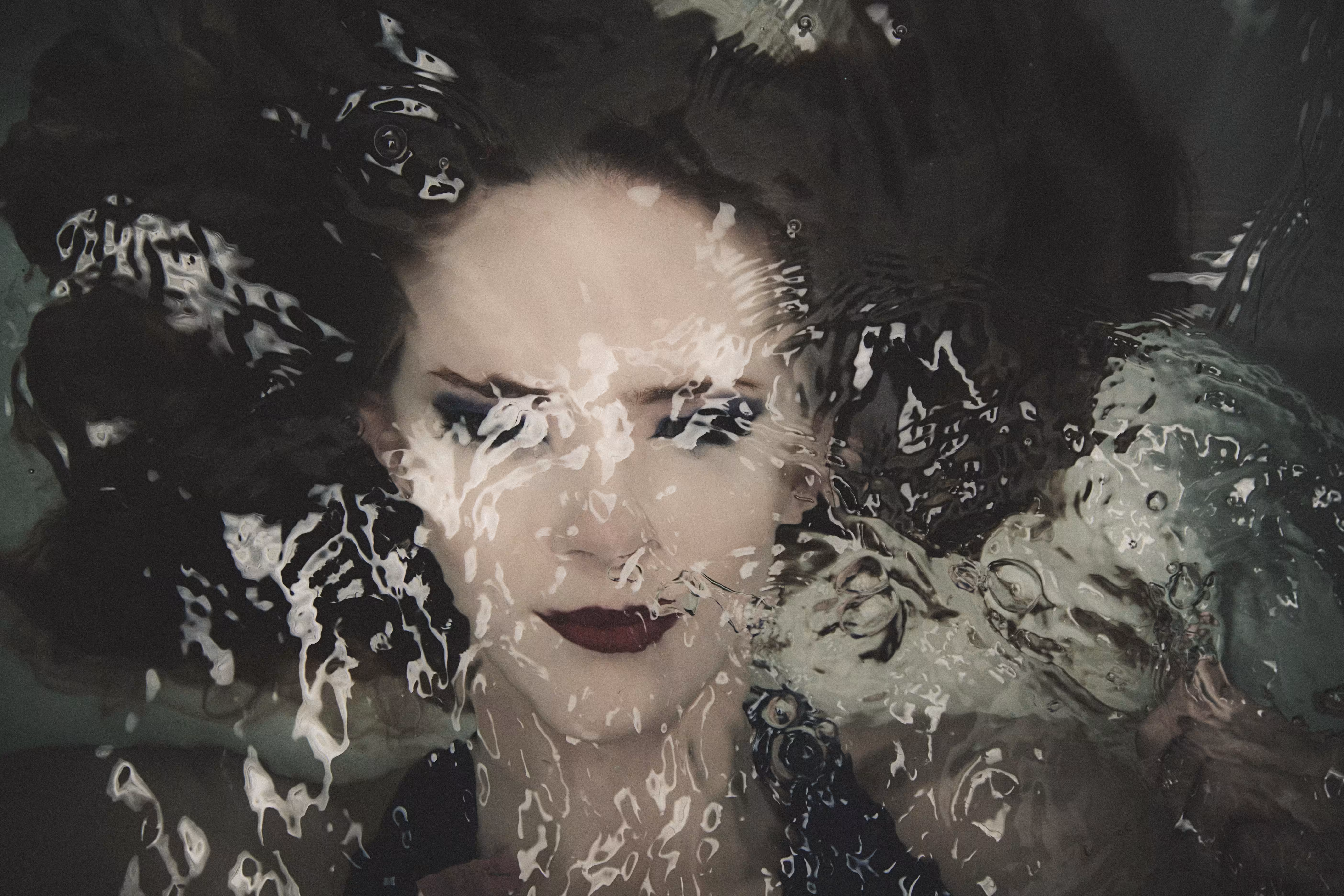 Drowning 