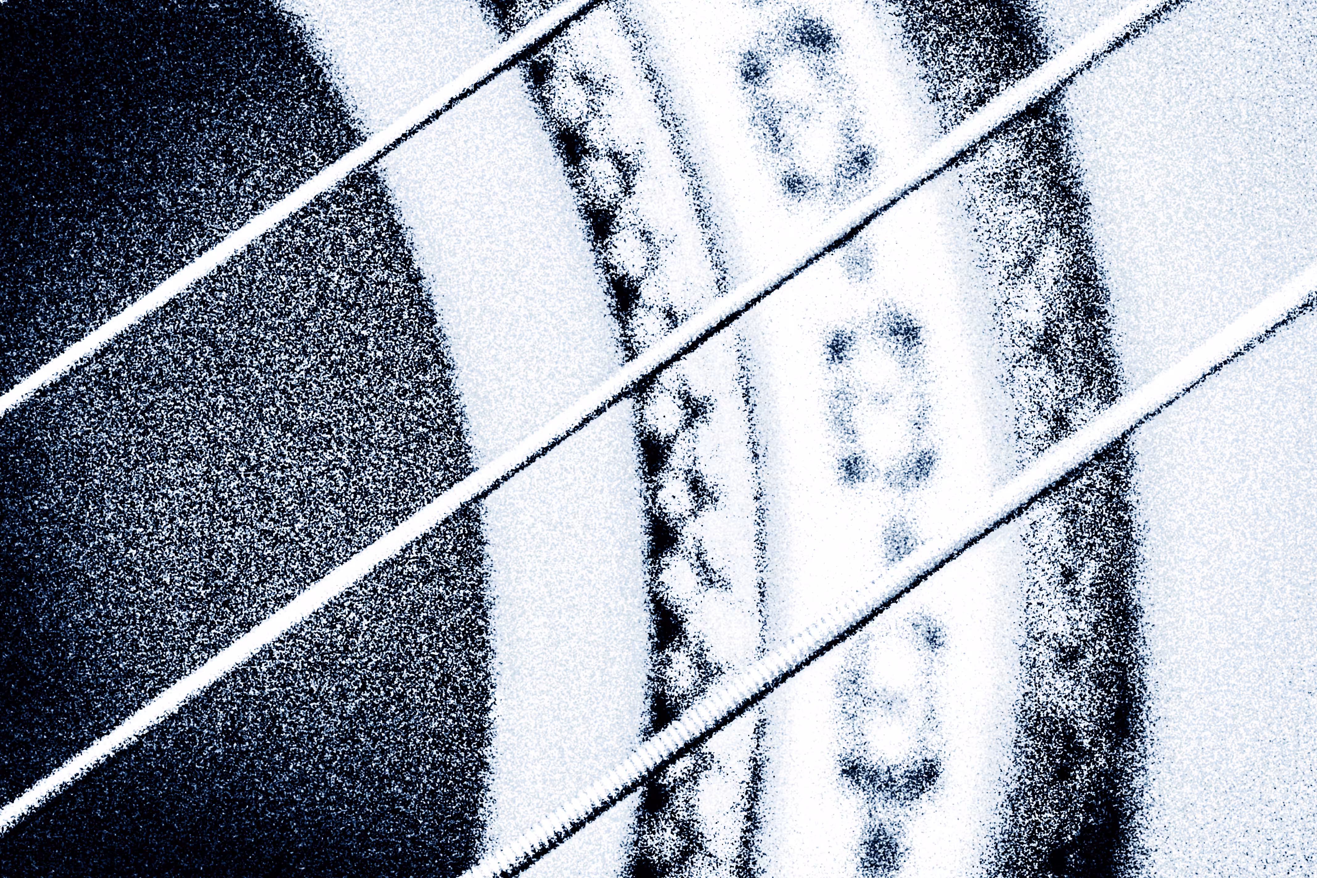 noisy strings