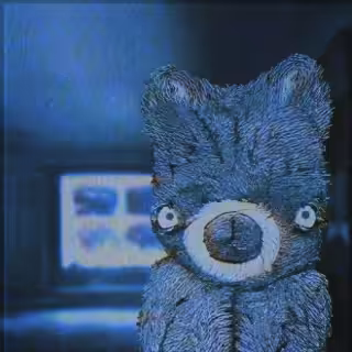 Teddie a forgotten toy bear.