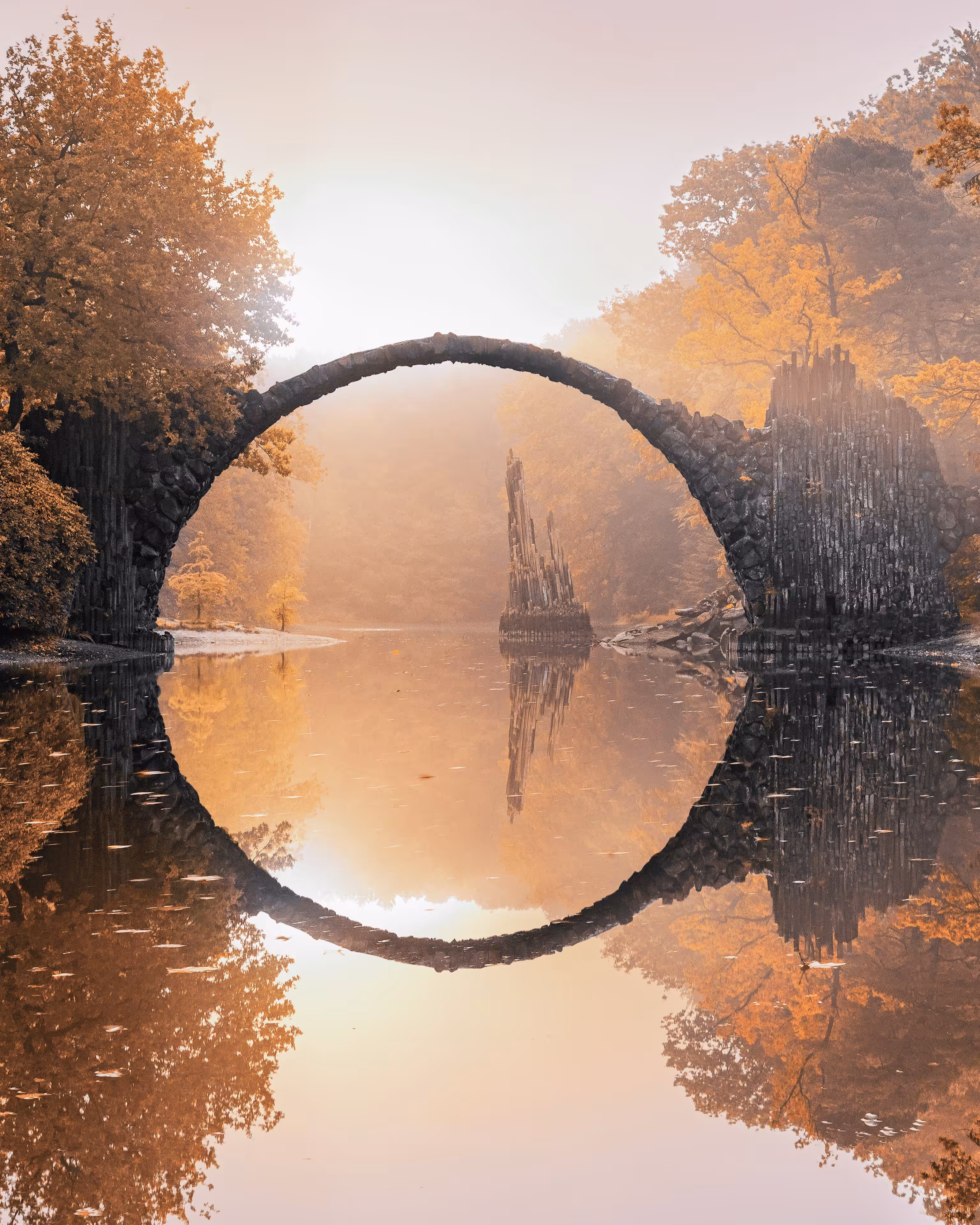 Luminescence - #1 The Mirror - Germany