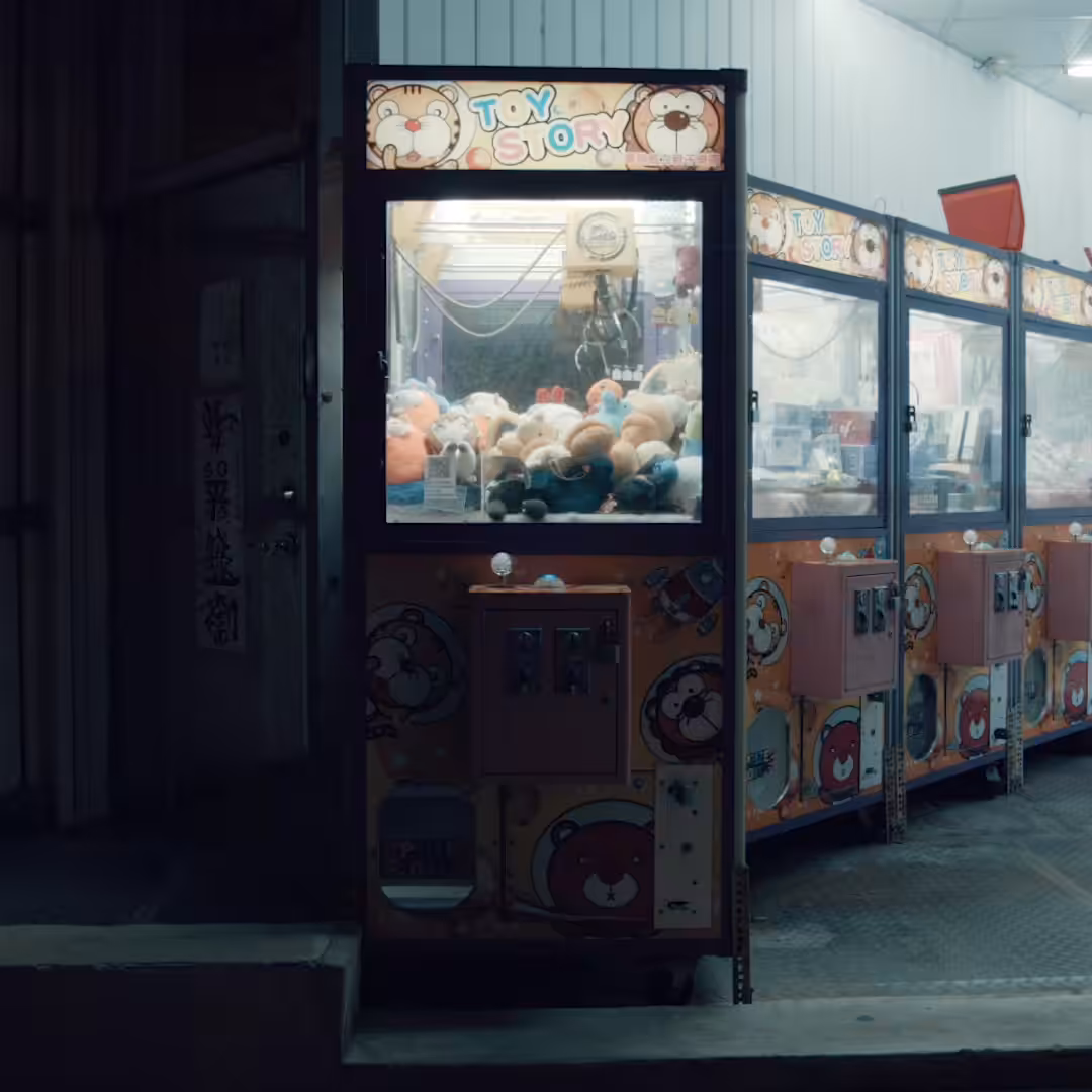 Lock-in Vending Machine 086