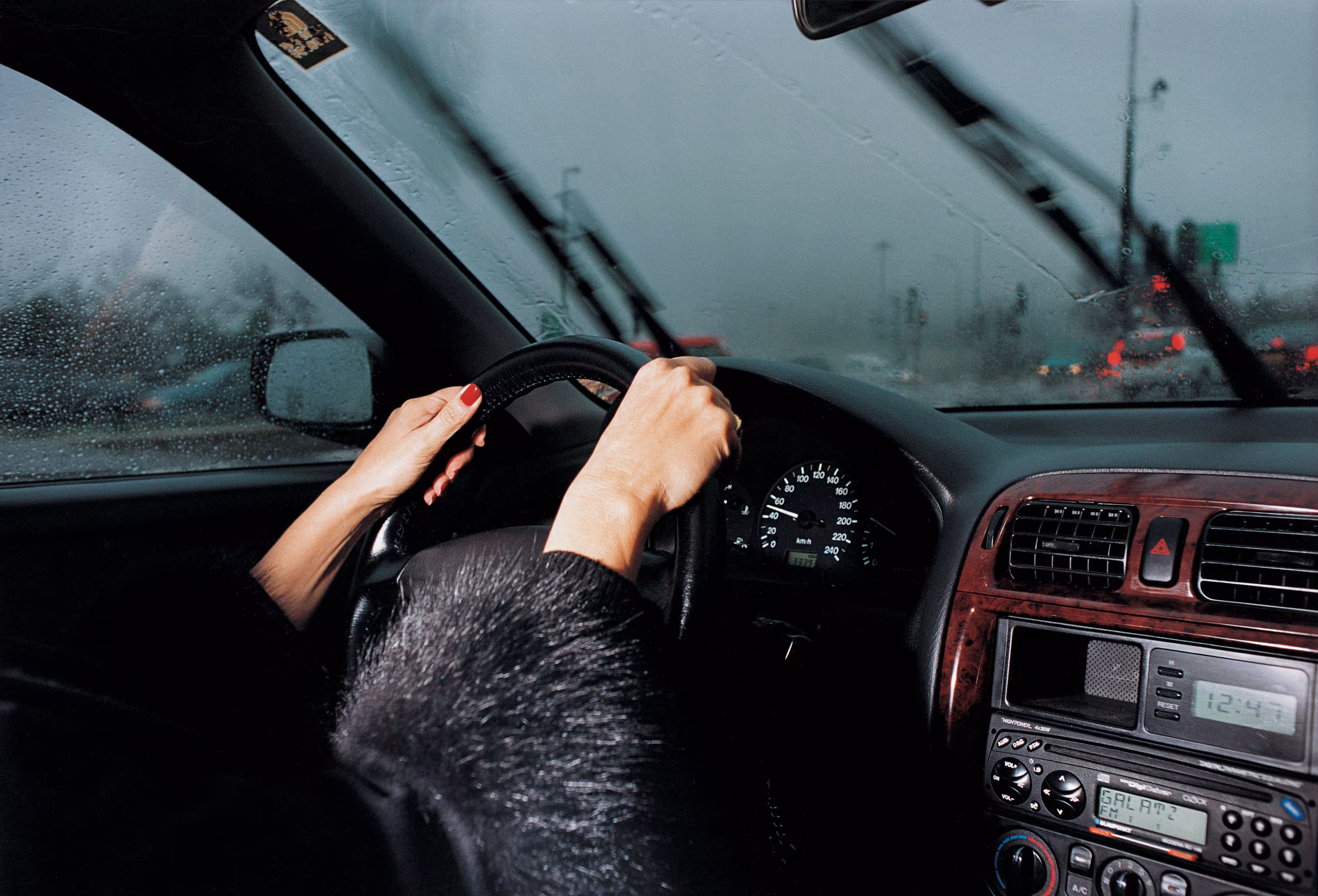 Closer - Mother drives me in the rain, 2000