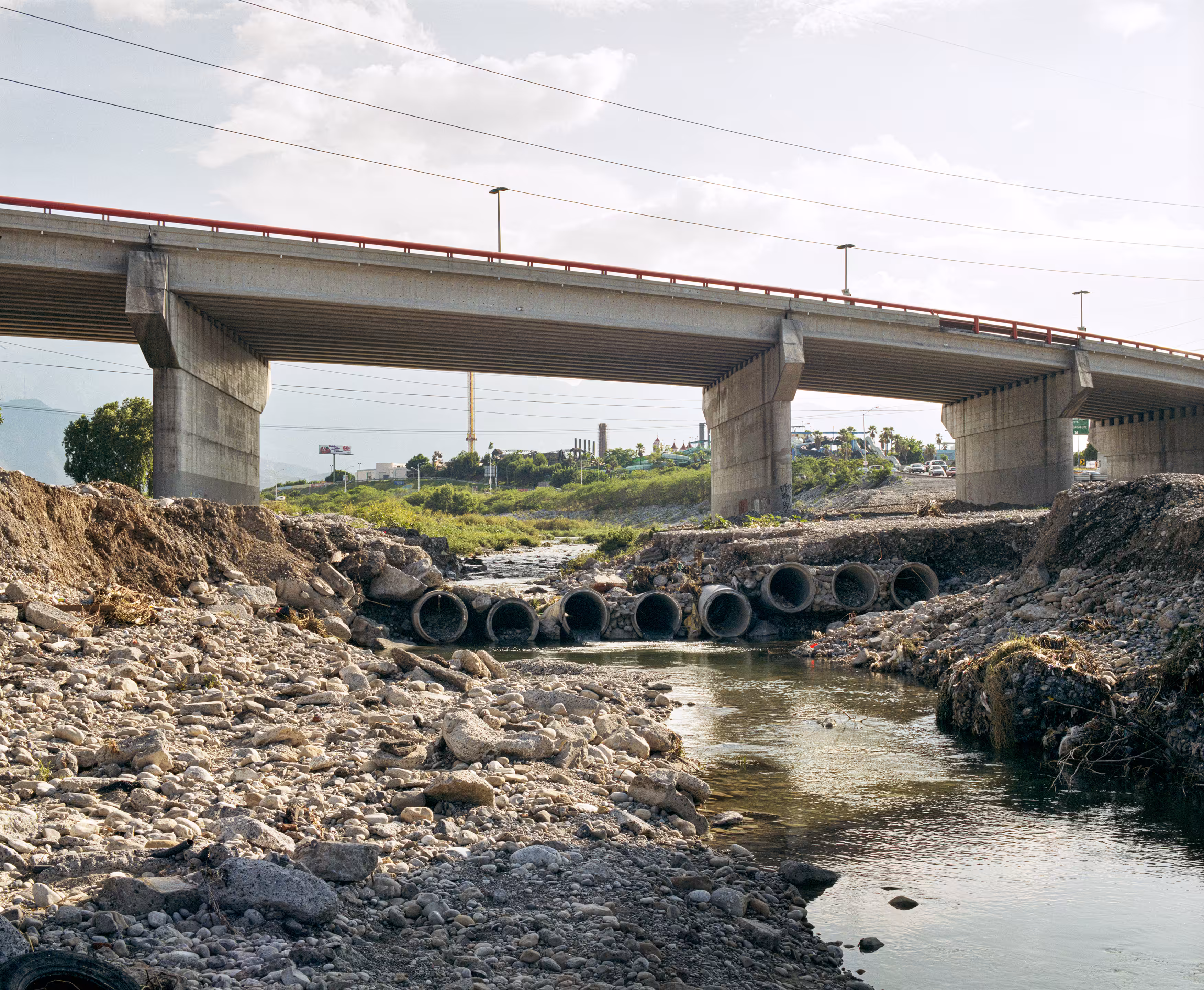 Suburbia Mexicana, Lost Rivers #29