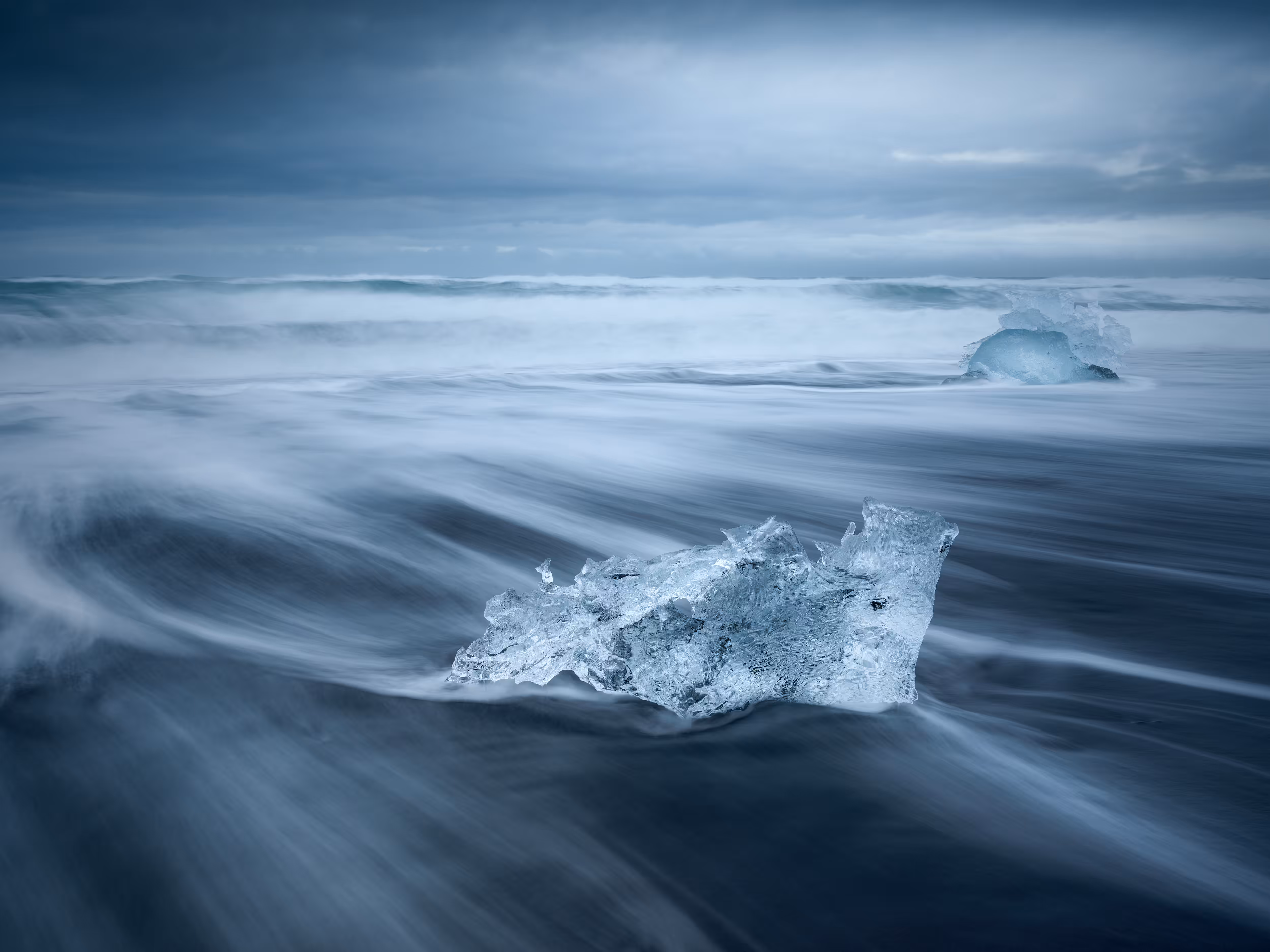 Shade #34 – FROZEN RACE