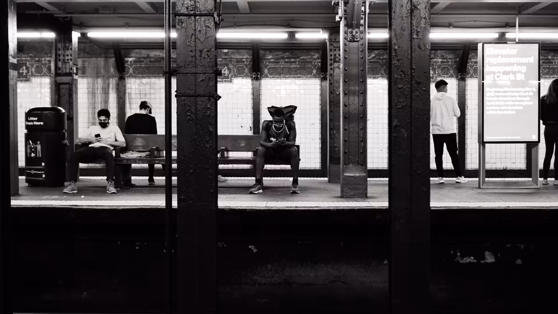 E Y D - 0 0 2 1 .