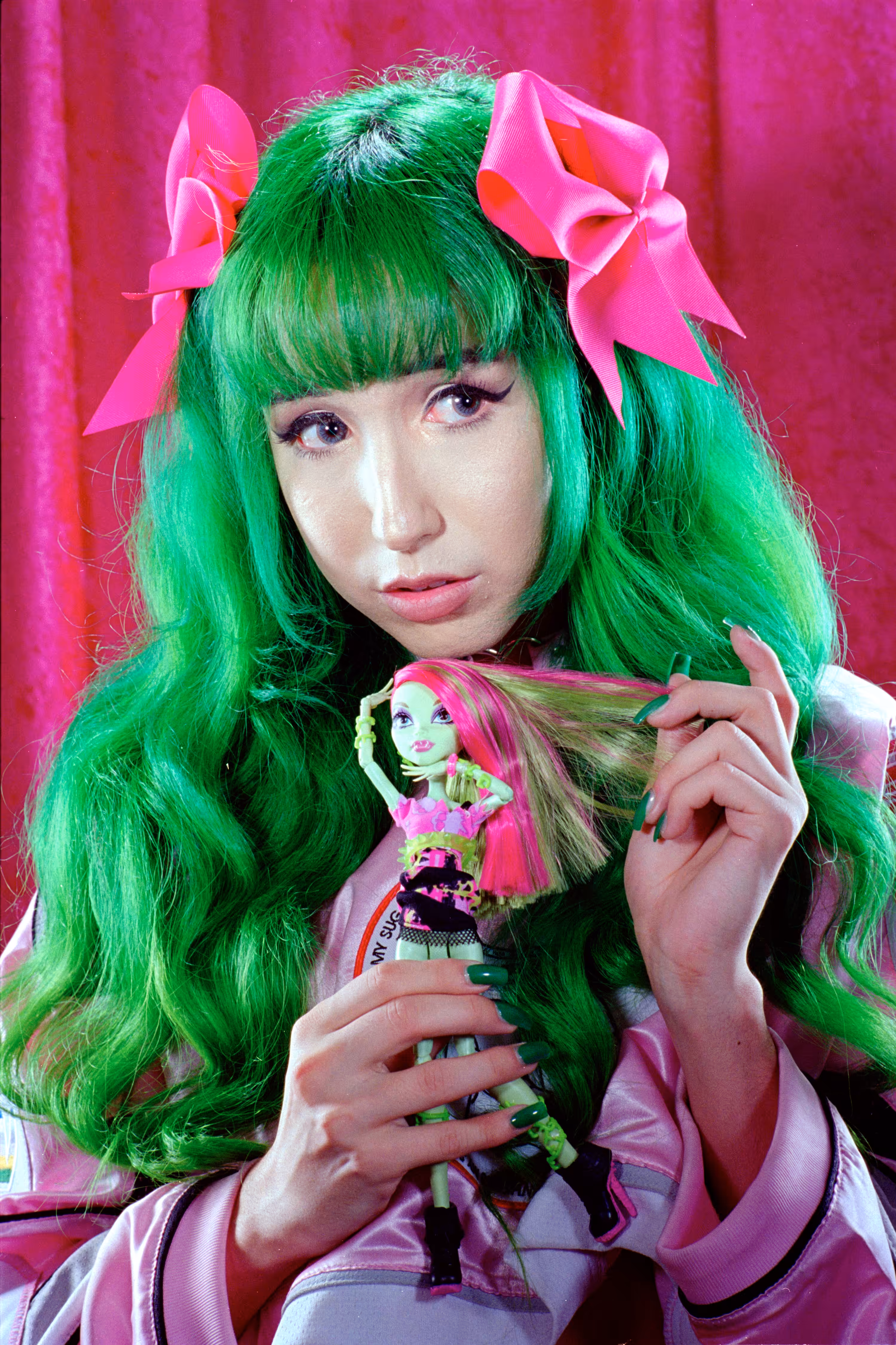 ICONS - Dolly / Lulo Logan