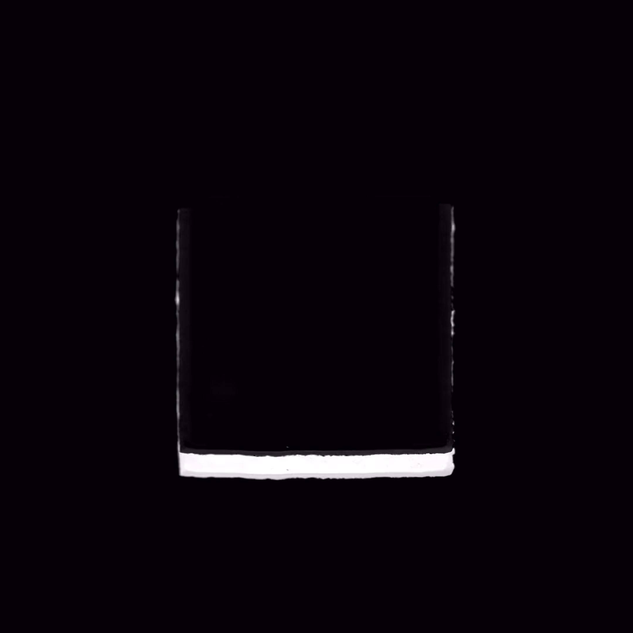 Black on White Square 06