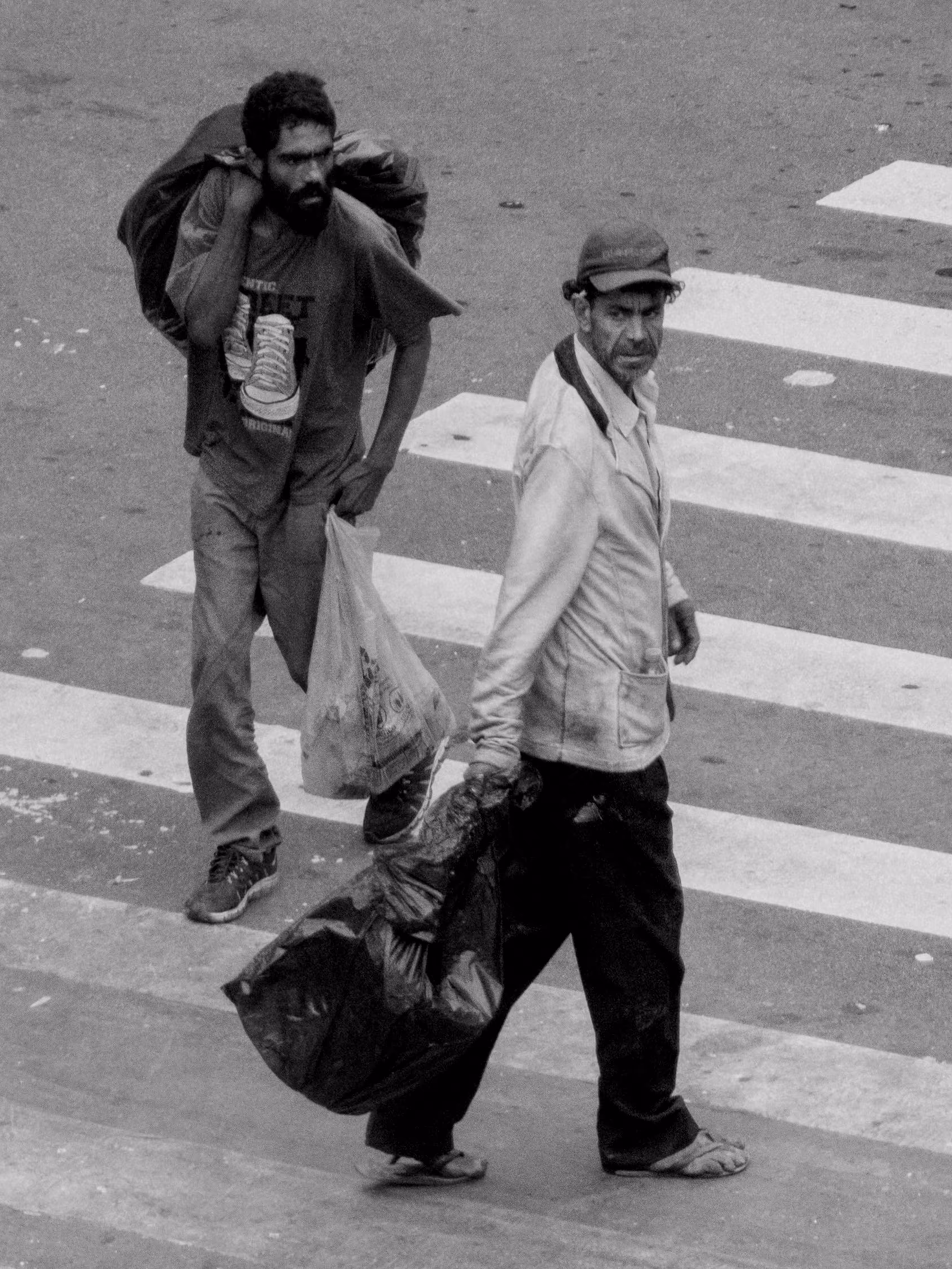 Tudo Bom 2022 #14 by Alex Majoli