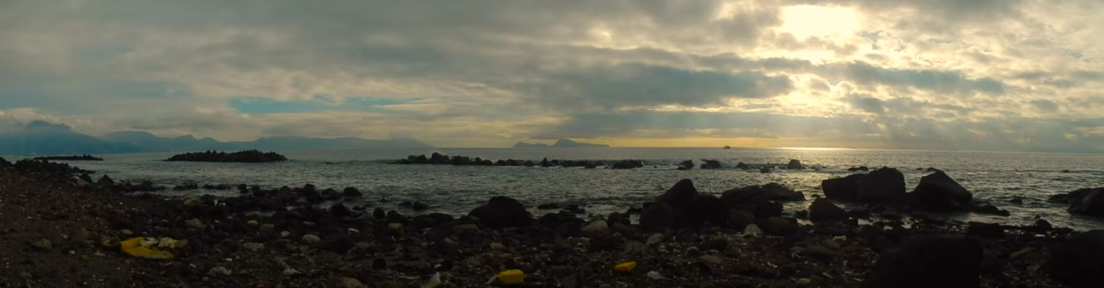 A moment on the sea