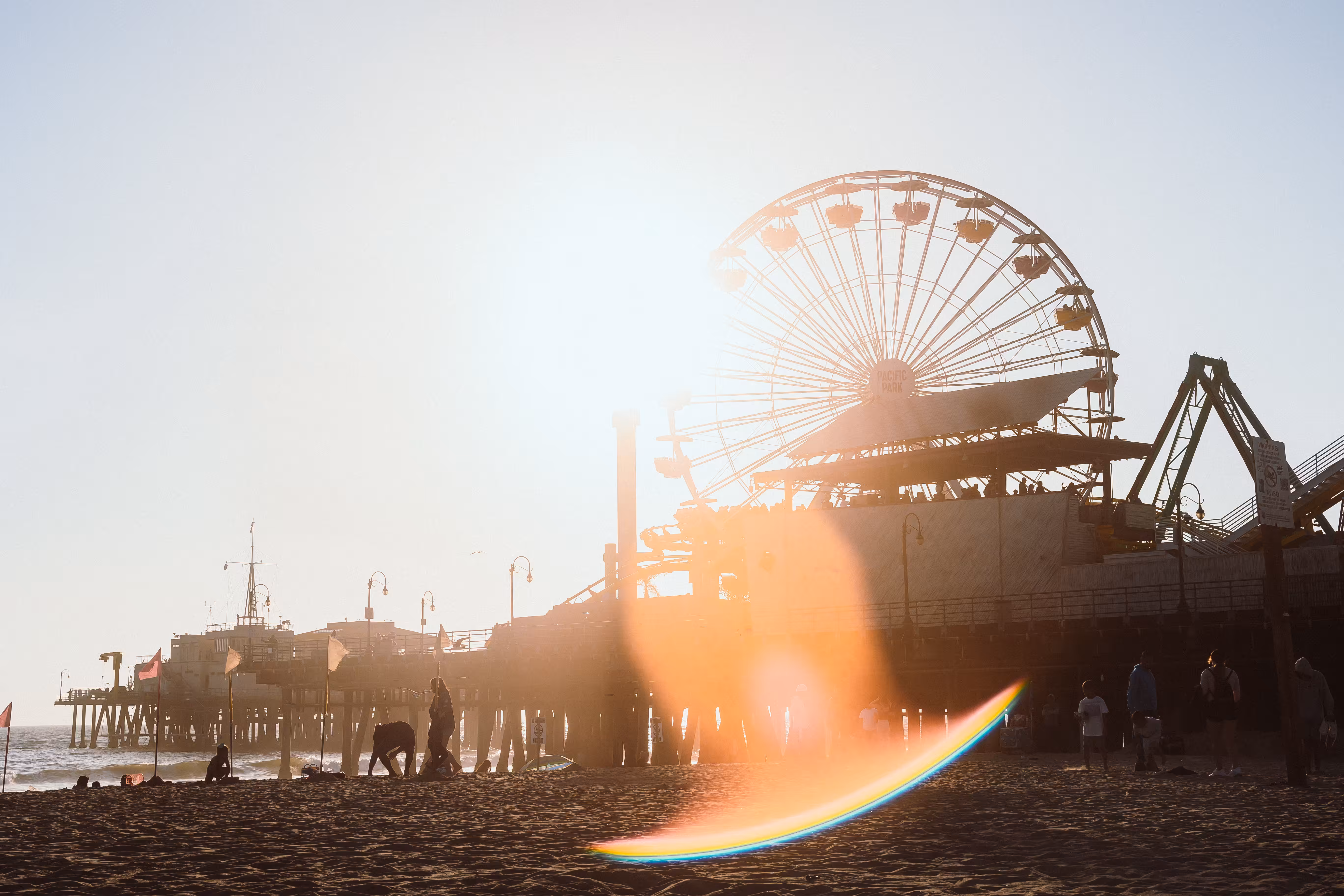 TheSunSetsInParadise